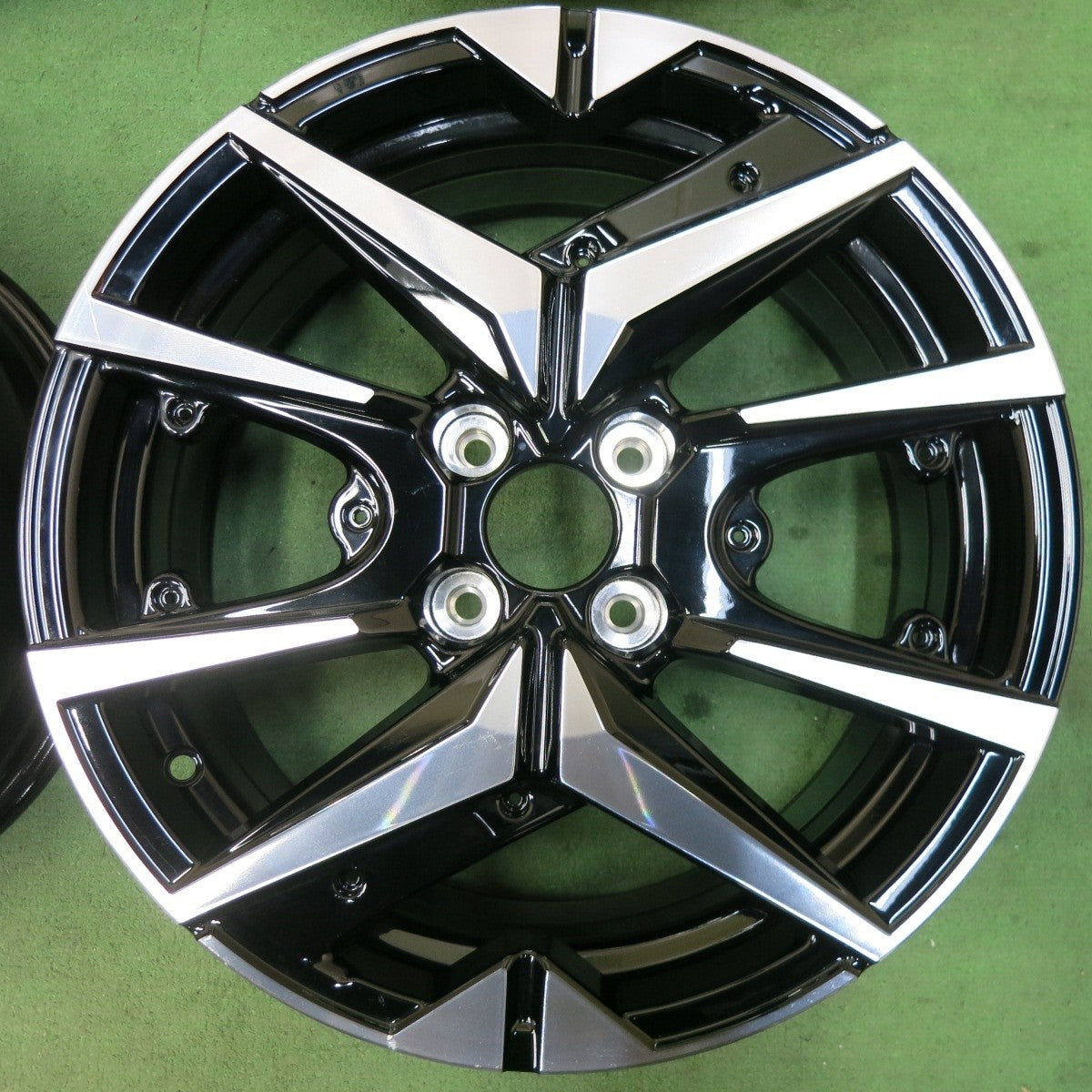 キレイ★プジョー 208 GT 純正 ホイール 17インチ 17×7J PCD108/4H★5021416SYホ