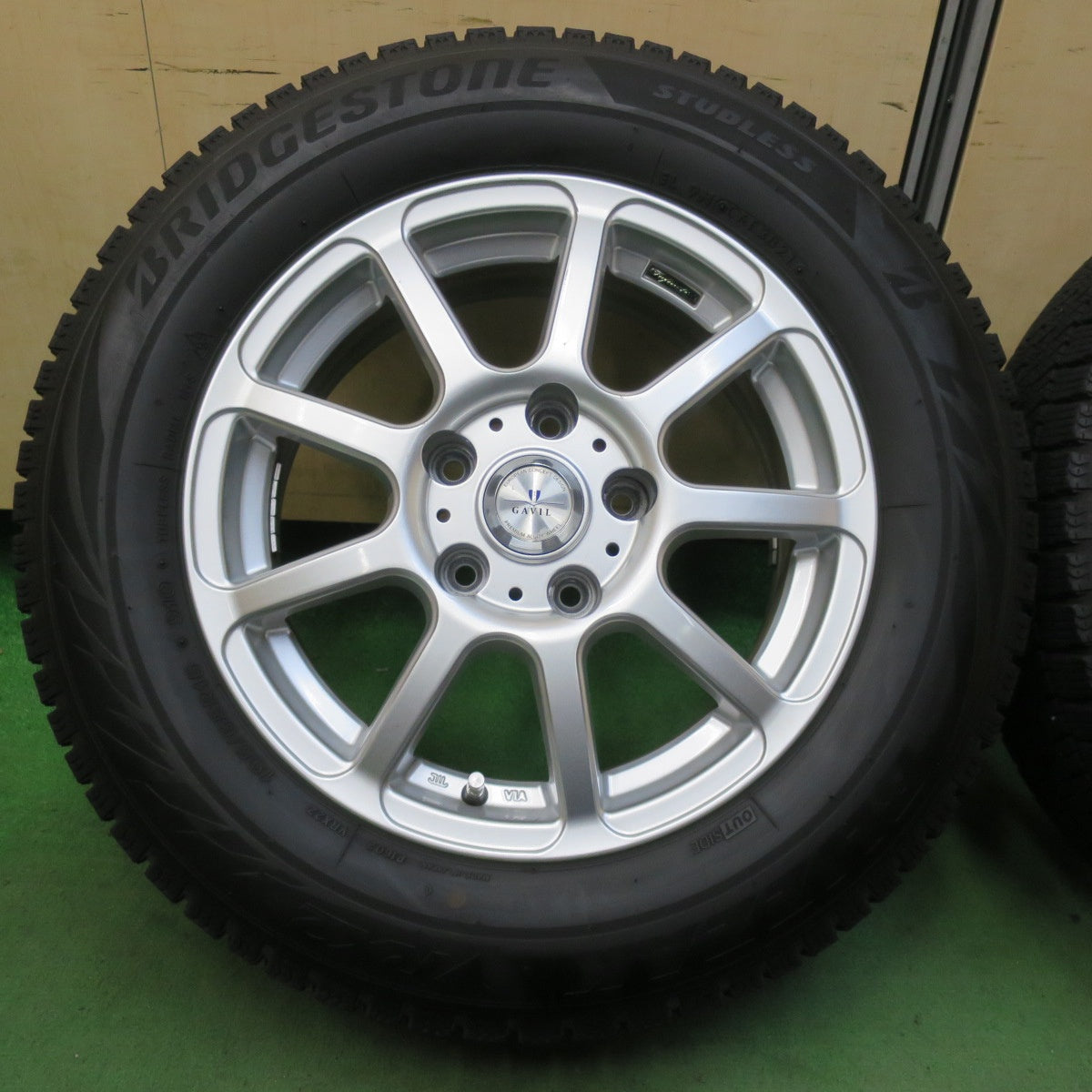 バリ溝!21年!キレイ!9分★スタッドレス 195/65R15 ブリヂストン ブリザック VRX2 GAVIL EUROPEAN 15インチ PCD114.3/5H★5050206イス