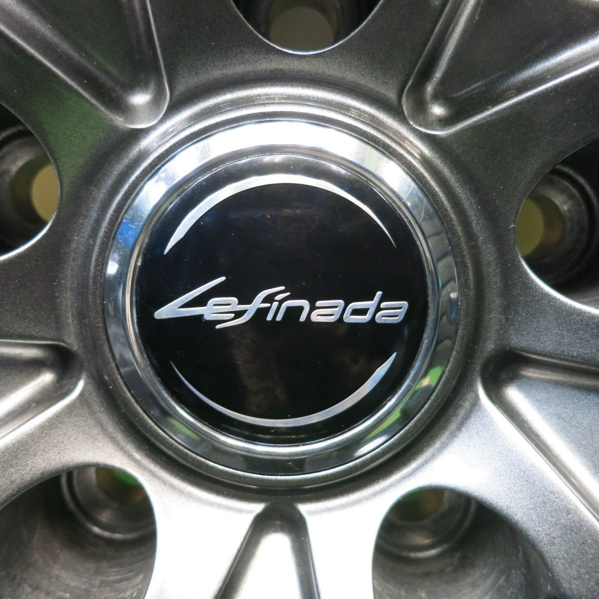 バリ溝!23年!キレイ!9.5分◎スタッドレス 225/55R19 ブリヂストン ブリザック VRX3 Lefinada レフィナーダ 19インチ PCD114.3/5H◎6101502HAス
