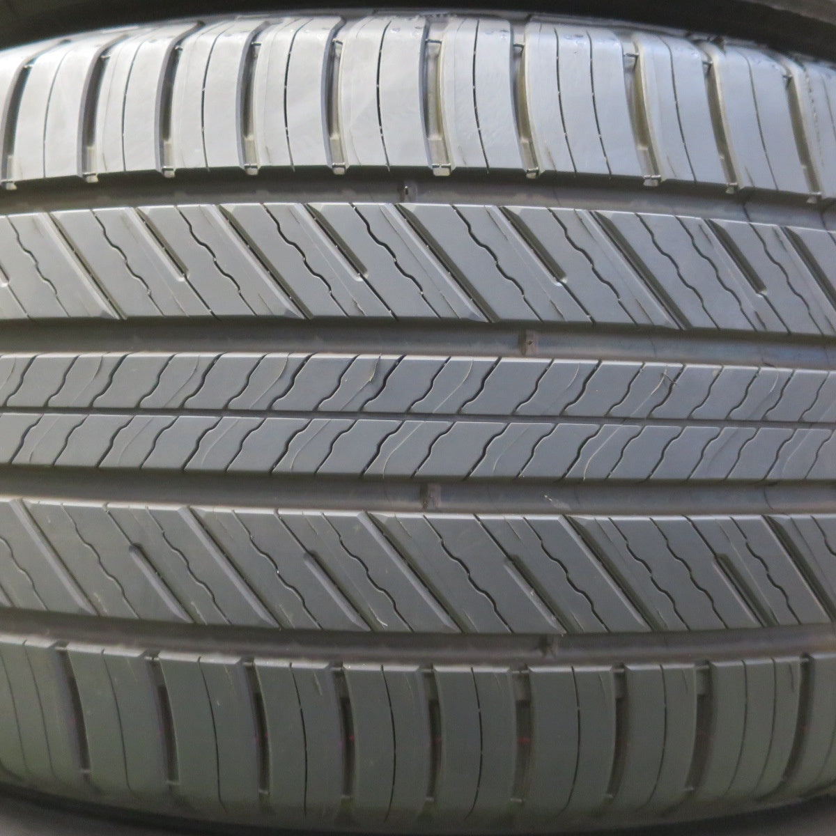 新車外し!26年◎265/60R18 ミシュラン プライマシー SUV タイヤ 18インチ ランクル プラド ハイラックス トライトン パジェロ 等◎6082804イノタ
