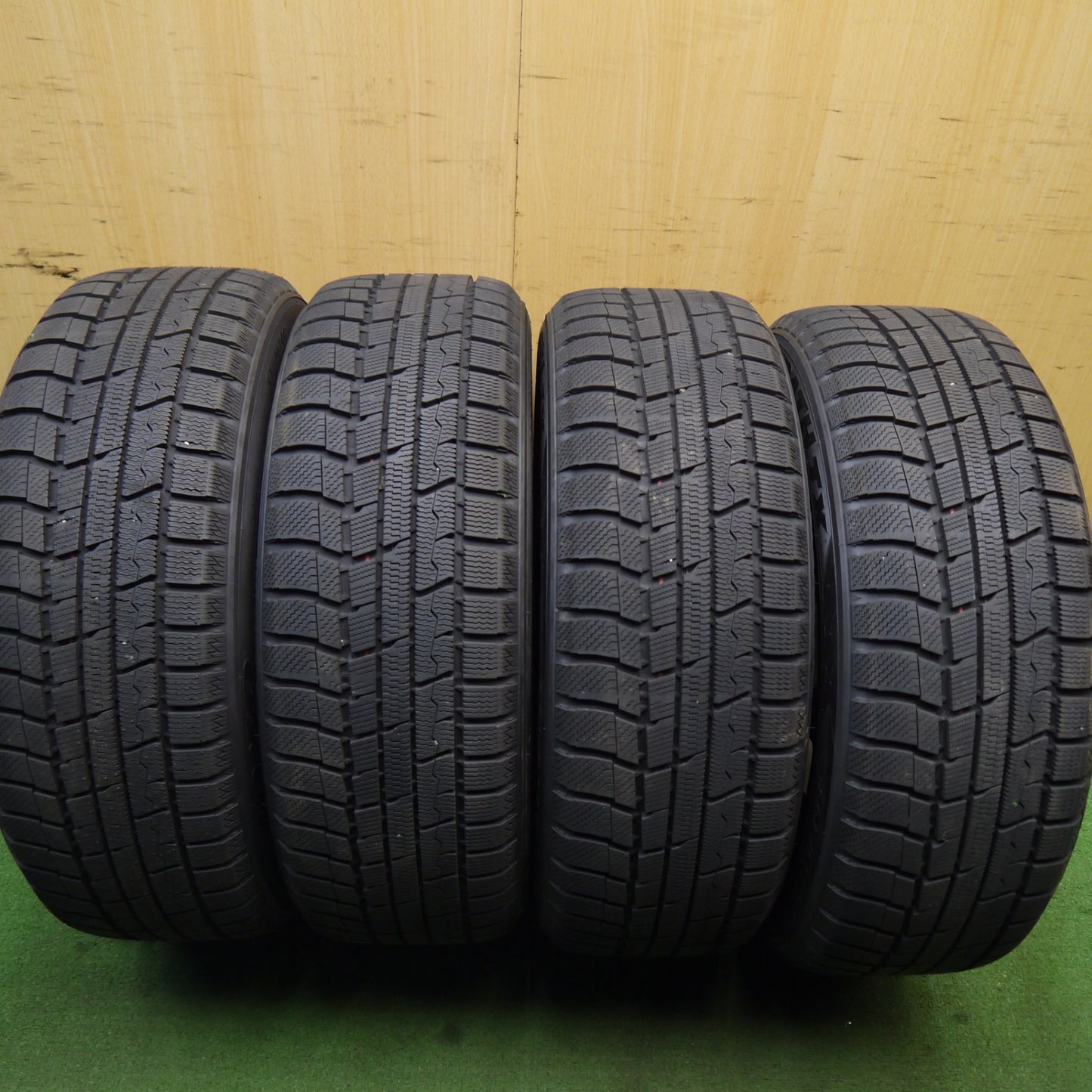 超バリ溝!22年!キレイ!ほぼ10分★スタッドレス 205/55R17 トーヨー ウインター トランパス TX TIRADO Eta LA STRADA ティラード ラストラーダ 17インチ PCD114.3/5H★5052302Hス