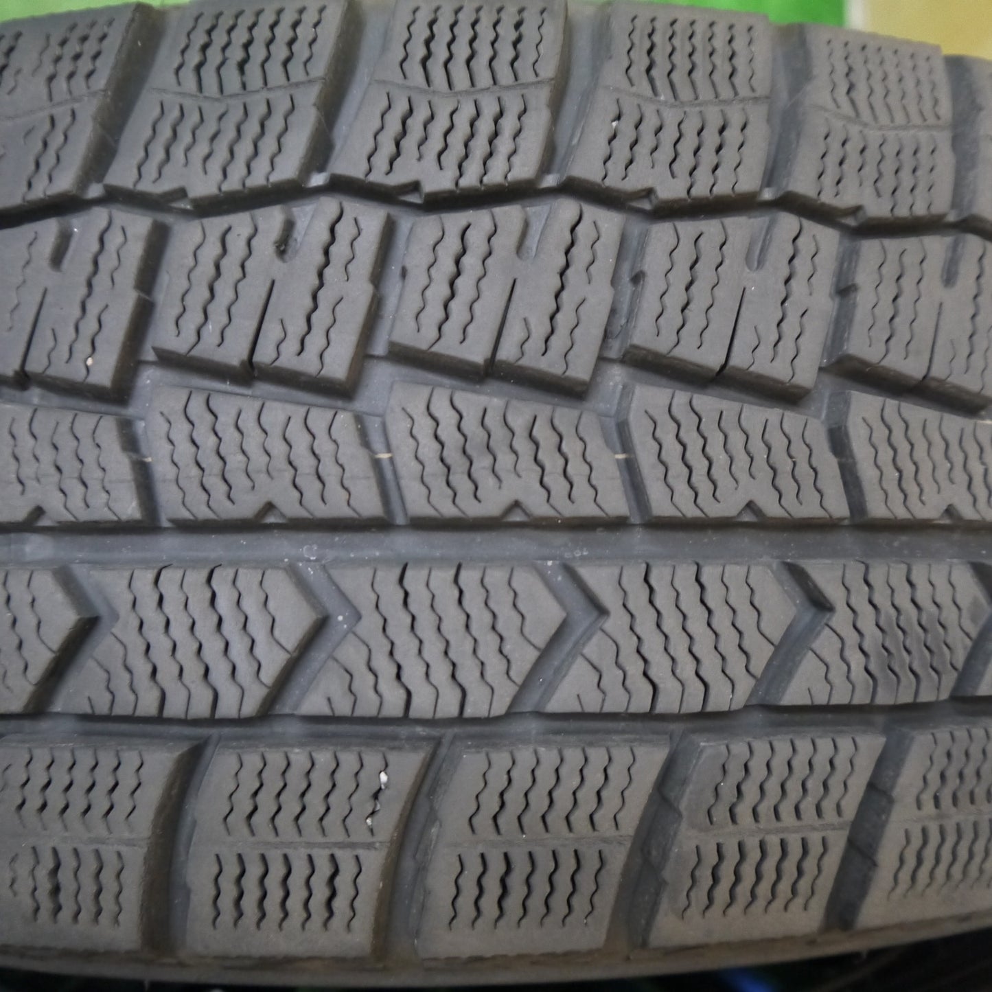 バリ溝!21年!キレイ!9分★スタッドレス 195/65R15 ダンロップ ウインターマックス WM02 Fang ファング 15インチ PCD114.3/5H★5041408Hス