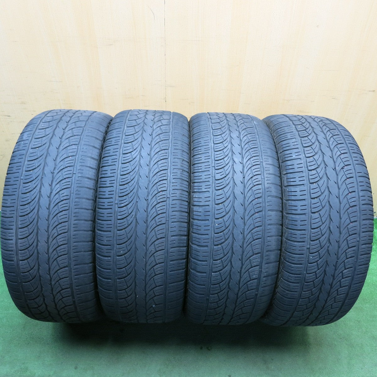 キレイ◎トヨタ 純正 タイプ ランクル 200 等 305/40R22 デュラターン MOZZO STX 22インチ PCD150/5H◎6062502HAノ