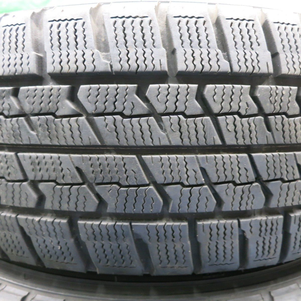キレイ★VEILER 195/65R15 スタッドレス グッドイヤー アイスナビ ZEA2 15インチ PCD114.3/5H★4051501NJス
