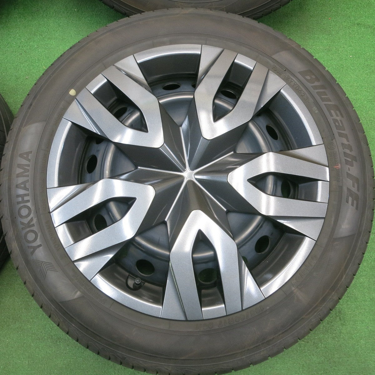 バリ溝!23年!キレイ!ほぼ10分★トヨタ 60系 プリウス 純正 スチール 195/60R17 ヨコハマ BluEarth-FE AE30D 17インチ PCD114.3/5H★5050204AKノ