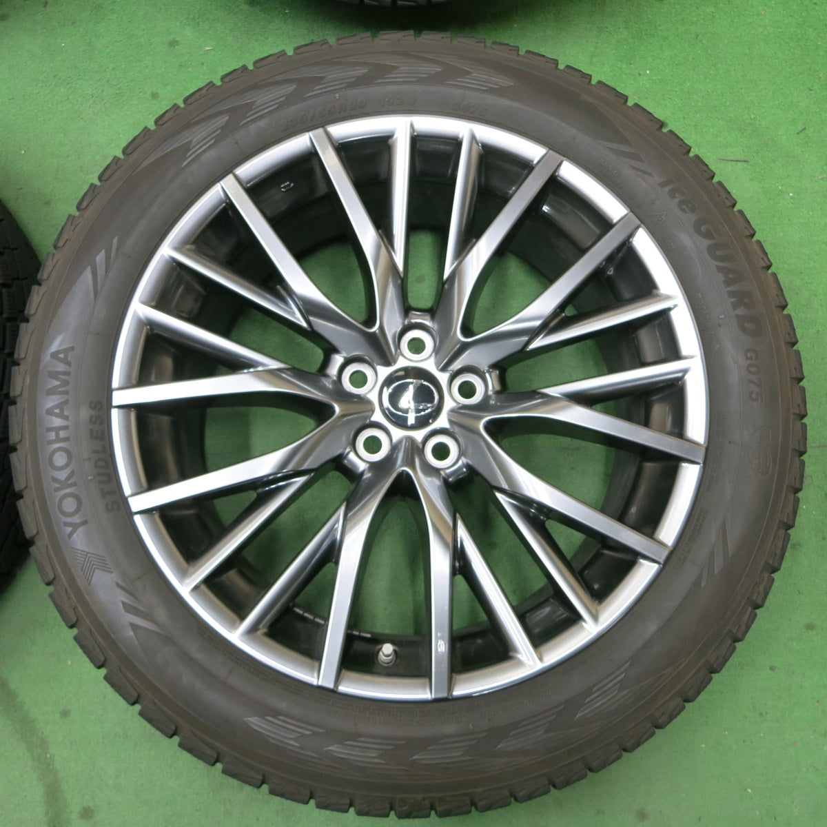 センサー付!キレイ★レクサス RX Fスポーツ 純正 235/55R20 スタッドレス ヨコハマ アイスガード G075 20インチ PCD114.3/5H★5040201ナス