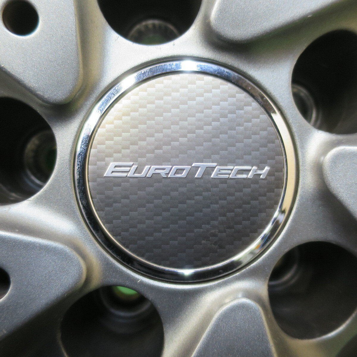 バリ溝!キレイ!9.5分★アウディ 等 EUROTECH 225/50R17 スタッドレス ミシュラン X-ICE3+ ユーロテック 17インチ PCD112/5H★5031304イス