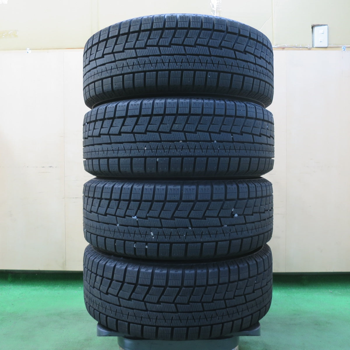 超バリ溝!24年!ほぼ10分★スタッドレス 205/50R16 ヨコハマ アイスガード iG60 MANARAY SPORT マナレイスポーツ 16インチ PCD114.3/5H★5042110イス
