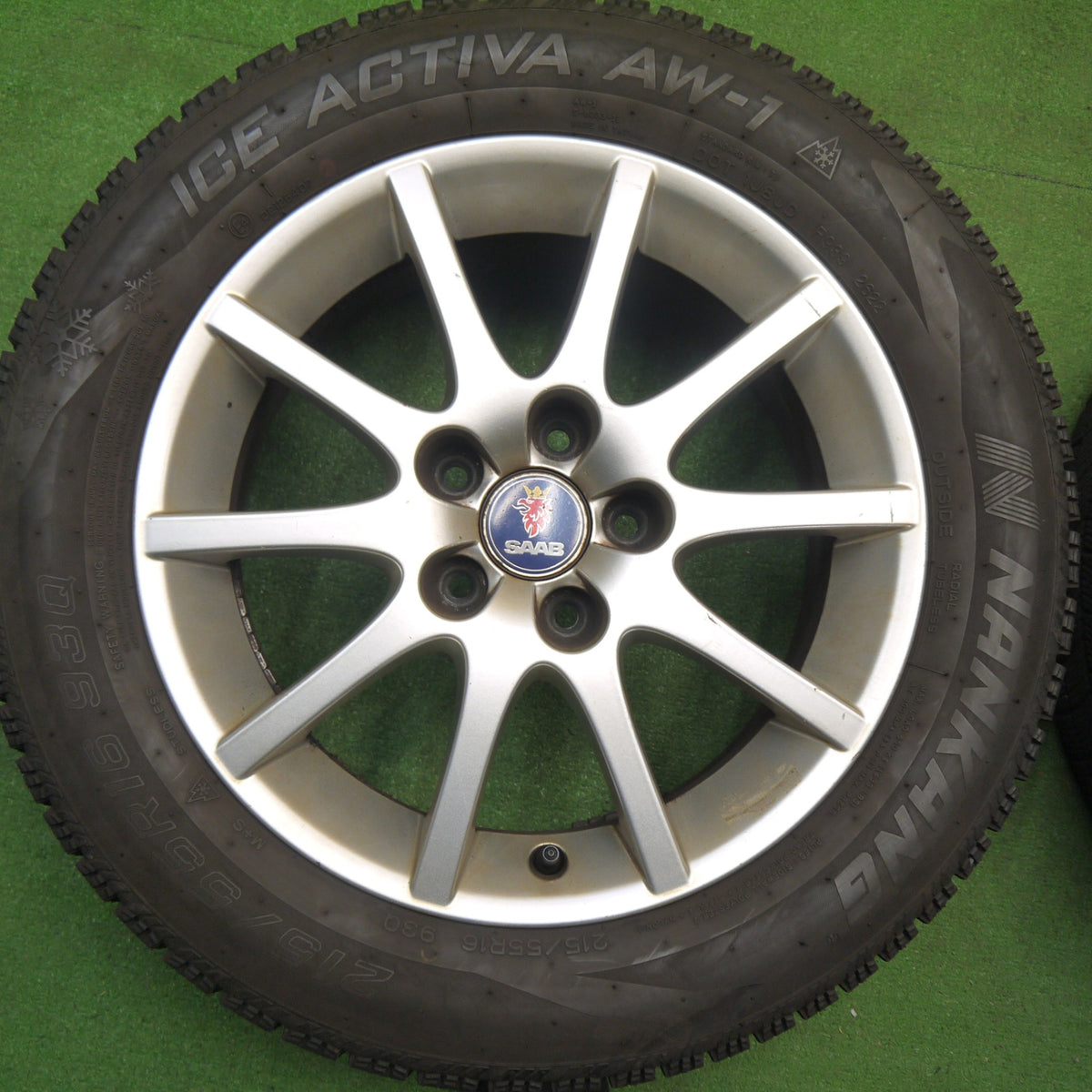 バリ溝!22年!9.5分★SAAB サーブ 9-3 純正 215/55R16 スタッドレス ナンカン アイス アクティバ AW-1 16インチ PCD110/5H★5122208Hス