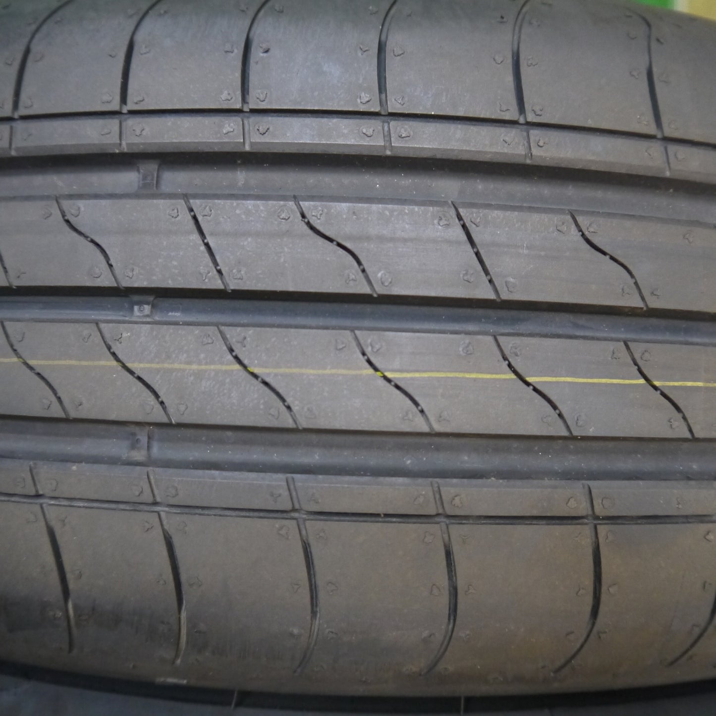 新車外し!25年★185/65R15 グッドイヤー EfficientGrip Performance2 タイヤ 15インチ アクア フリード プリウス 等★5120205Hノタ