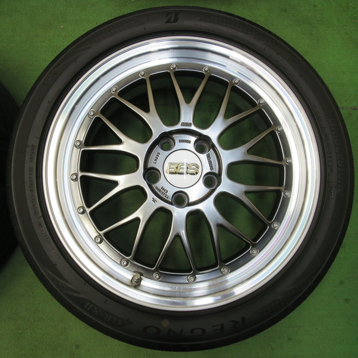 バリ溝!23年!キレイ!9.5分★BBS LM095 225/45R18 ブリヂストン レグノ GR-X2 18インチ PCD114.3/5H★5031009イノ