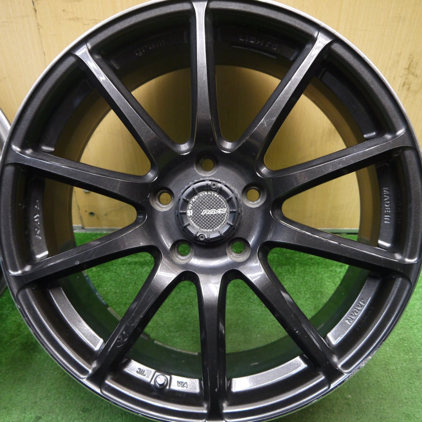 4本価格★RAYS GL-57TRANSCEND gram LIGHTS レイズ グラムライツ トランセンド 18インチ ホイール 18×7.5J PCD114.3/5H★5052704Hホ