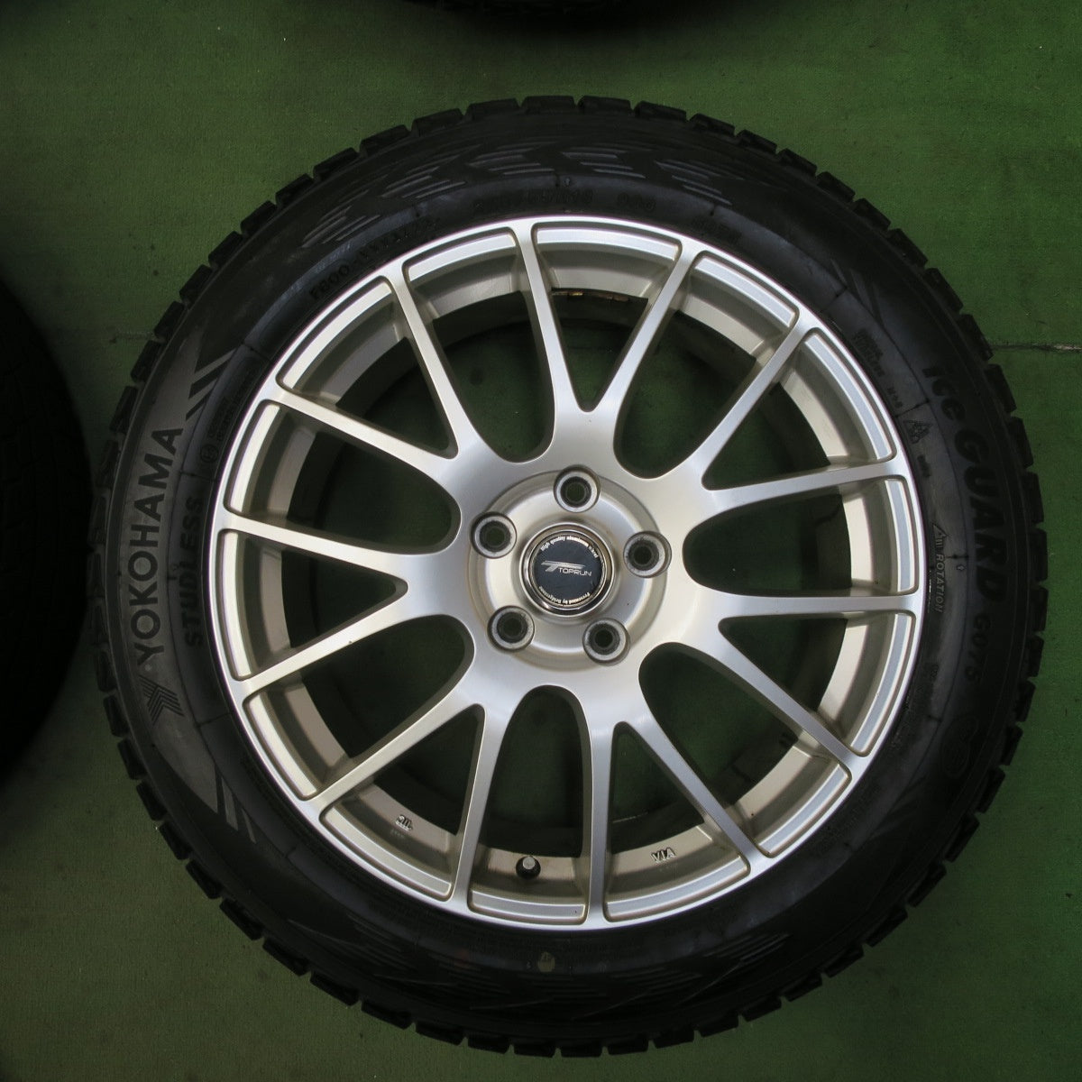 バリ溝!22年!キレイ!9分★スタッドレス 225/55R18 ヨコハマ アイスガード G075 TOPRUN トップラン 18インチ PCD114.3/5H★5092501TTス