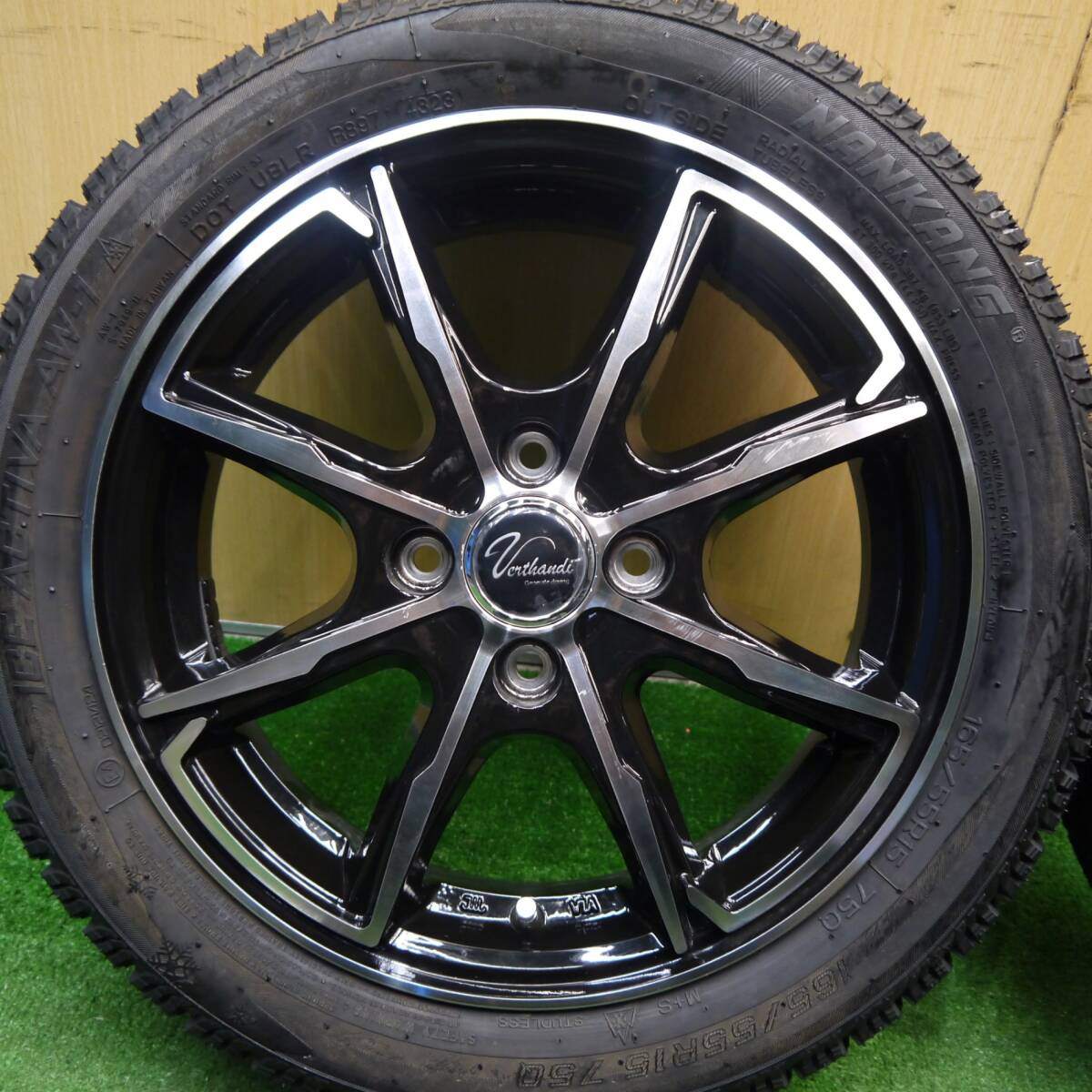 タイヤほぼ未使用!23年!キレイ★スタッドレス 165/55R15 ナンカン アイスアクティバ AW-1 Verthandi ヴェルザンディ ヴェルサンディ 15インチ 軽サイズ PCD100/4H★5031804Hス