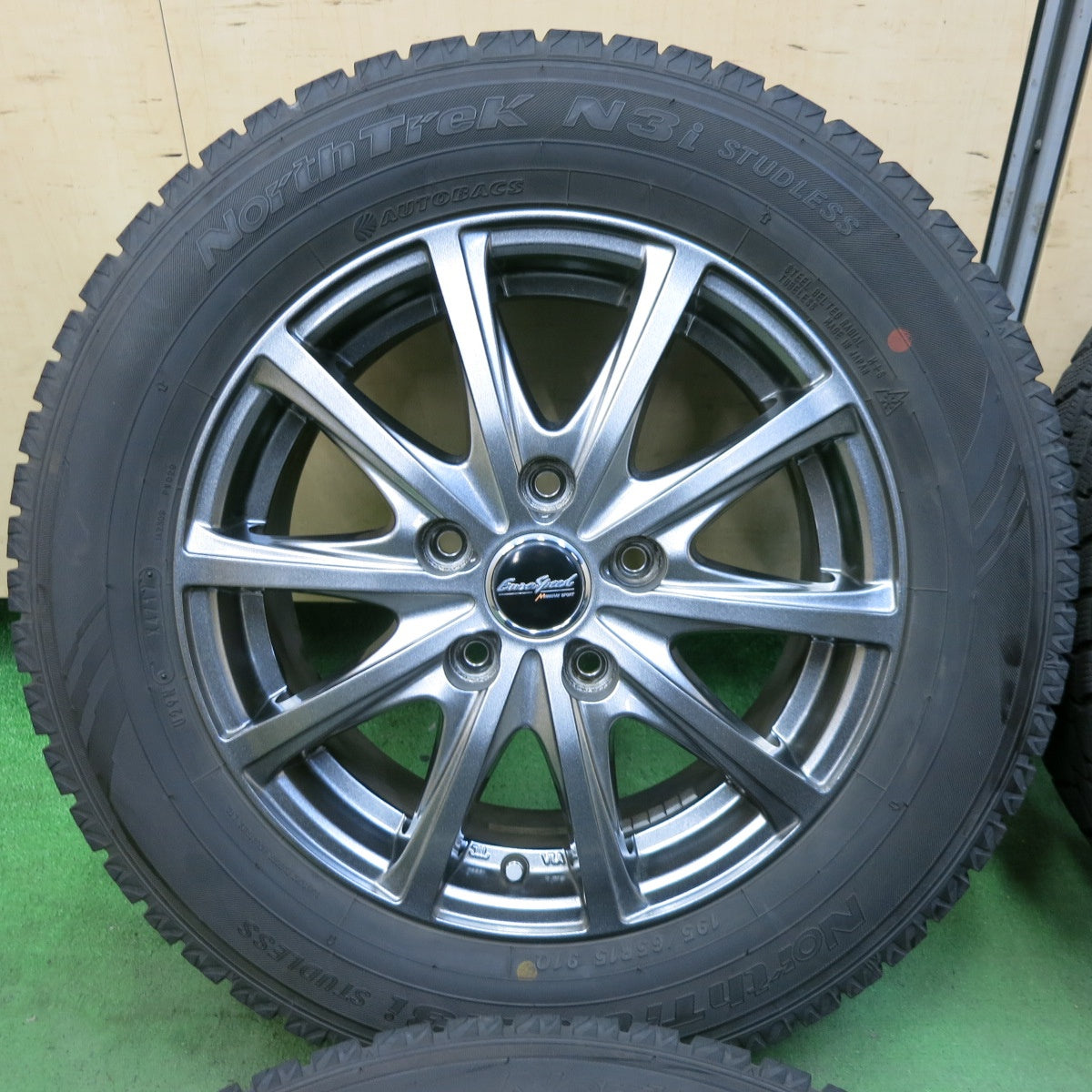 バリ溝!キレイ!9分★スタッドレス 195/65R15 オートバックス ノーストレック N3i EuroSpeed MANARAY SPORT ユーロスピード 15インチ PCD114.3/5H★5073008SYス