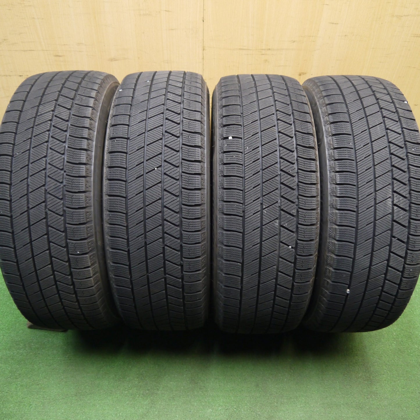 バリ溝!23年!9.5分★スタッドレス 215/60R16 ブリヂストン ブリザック VRX3 TEAD テッド 16インチ PCD114.3/5H★6030207Hス