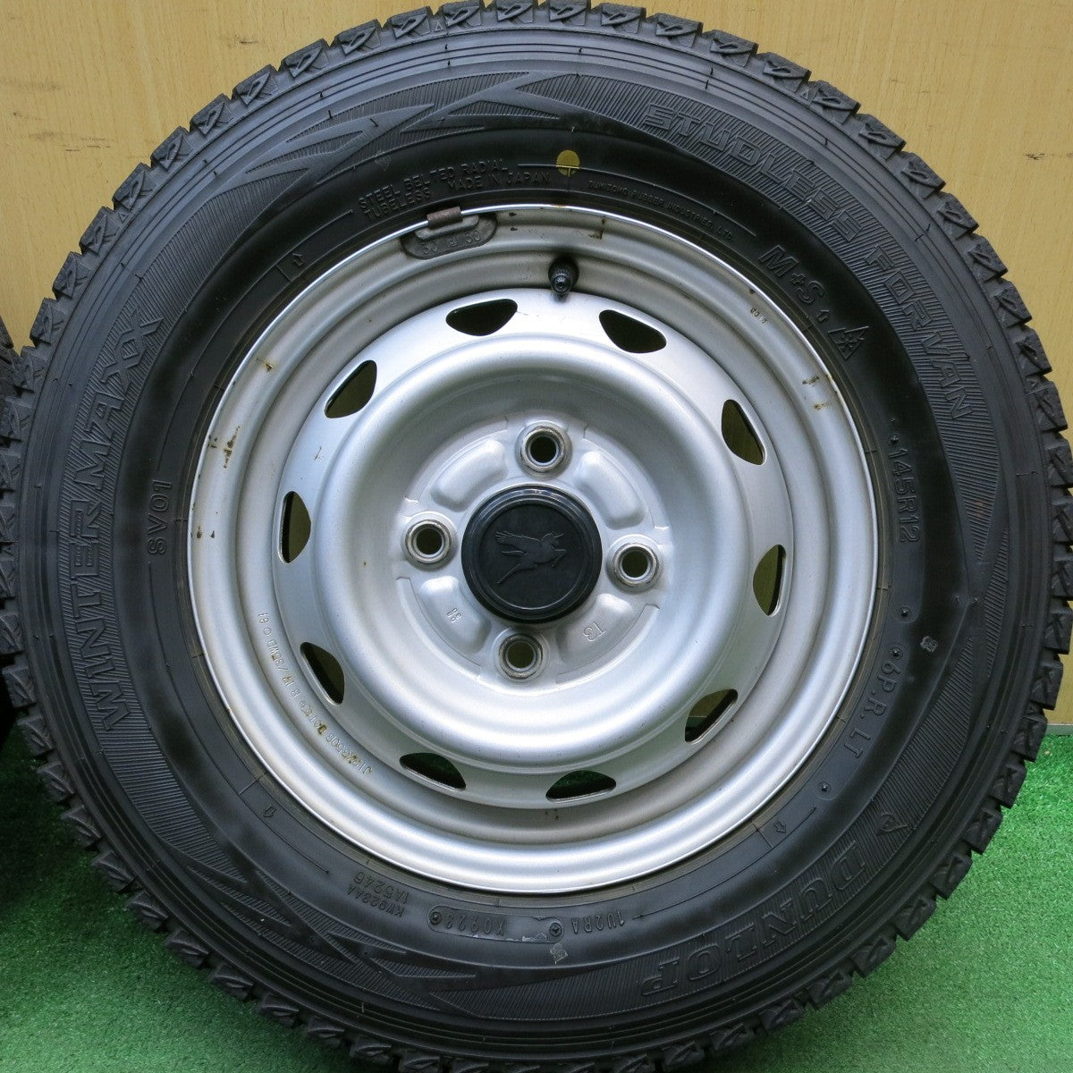 4本価格!23年★スタッドレス 145R12 6PR ダンロップ ウインターマックス SV01 スチール ホイール 12インチ 軽トラ 等 PCD100/4H★5083008HAス