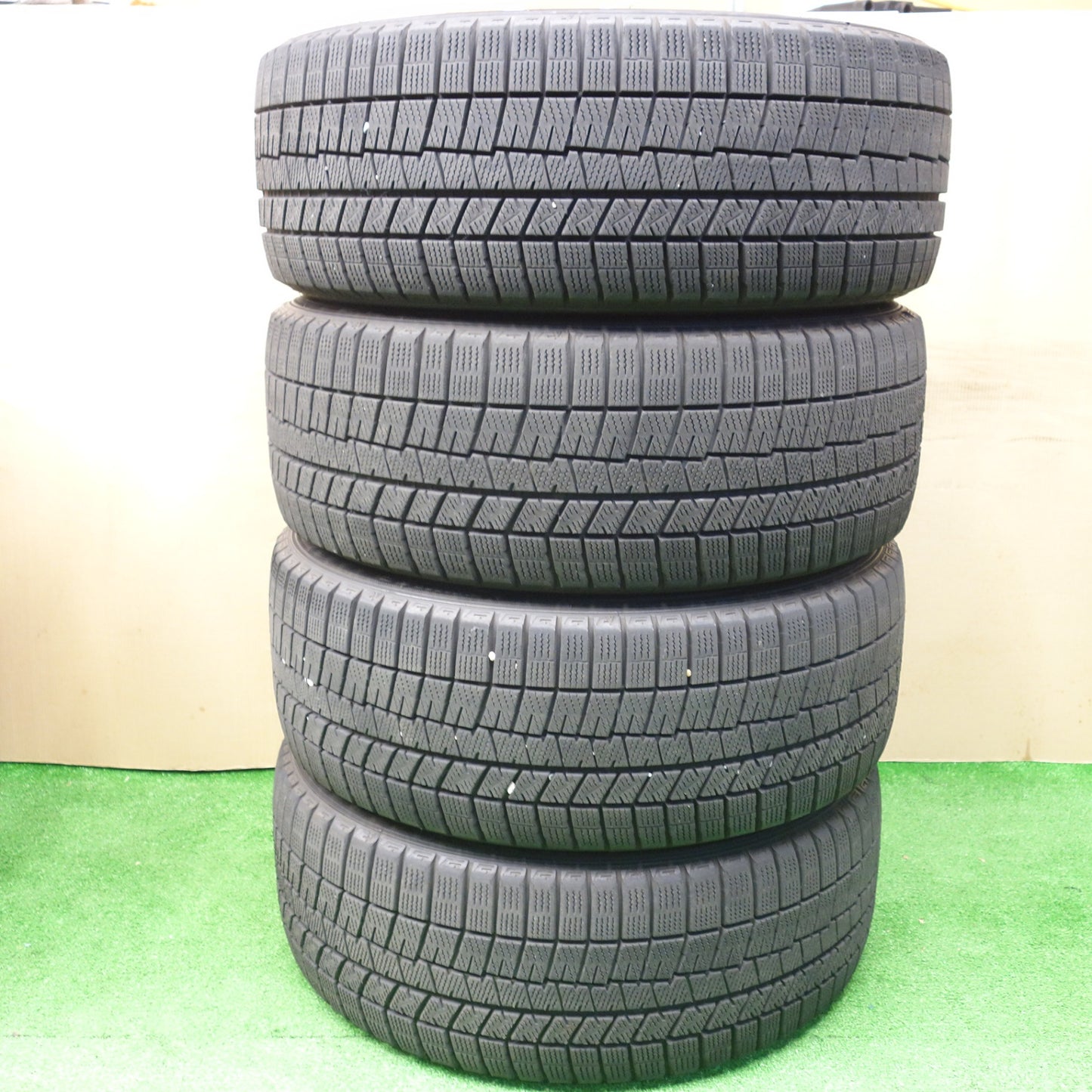 バリ溝!キレイ!9.5分★アウディ 等 AGA Dorf 225/45R17 スタッドレス ダンロップ ウインターマックス 03 17インチ ドルフ PCD112/5H★5122004KTス