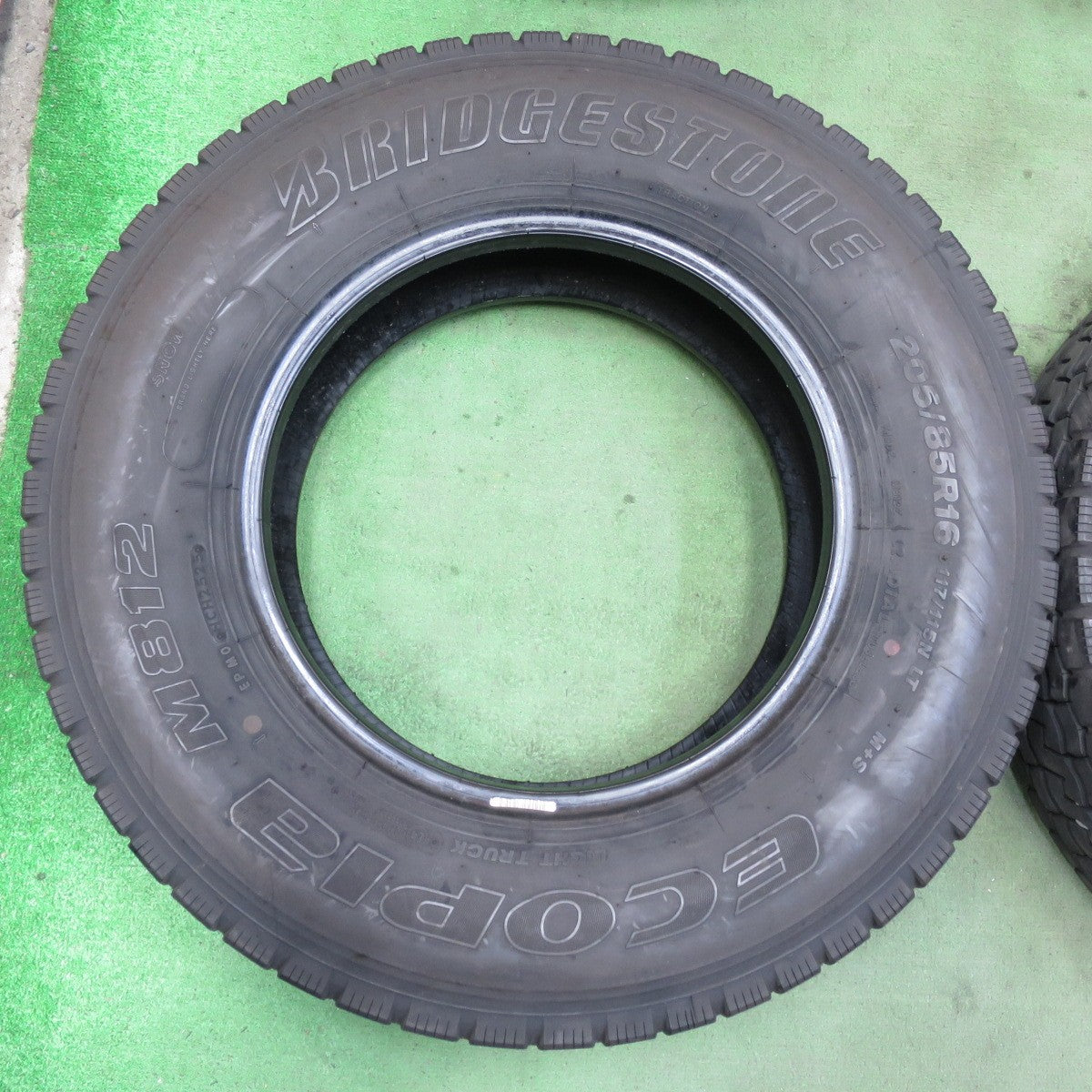 バリ溝!25年!8.5分!6本★トラック タイヤ 205/85R16 117/115N ブリヂストン エコピア M812 ミックス オールシーズン 16インチ★5102312イスタ