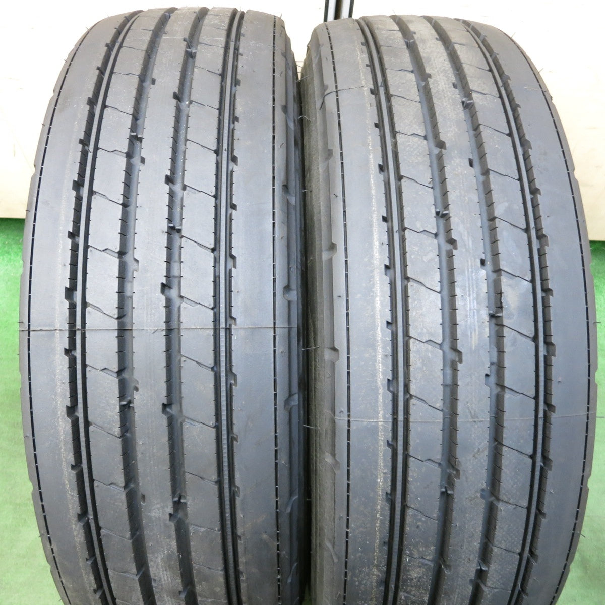 新車外し!25年!2本★トラック タイヤ 265/70R19.5 140/138J ブリヂストン R173 19.5インチ★5100704ナノタ