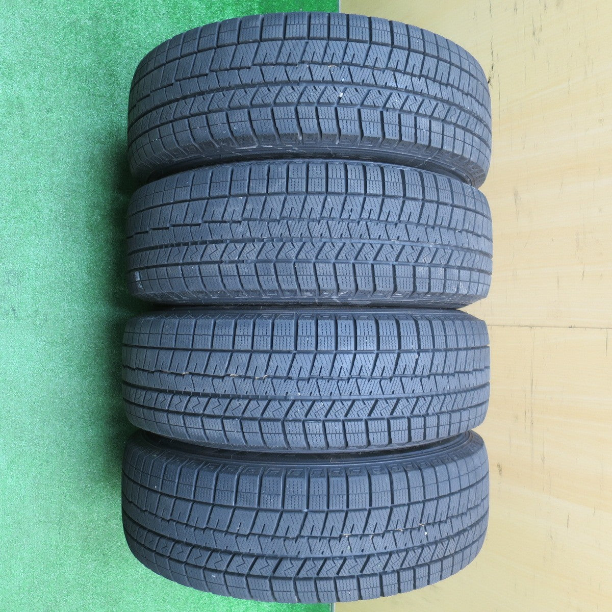 バリ溝!23年!キレイ!9.5分★フォレスター 等 205/65R16 スタッドレス ダンロップ ウインターマックス 03 BRANDLE-LINE ブランドルライン 16インチ PCD100/5H★5102809NJス