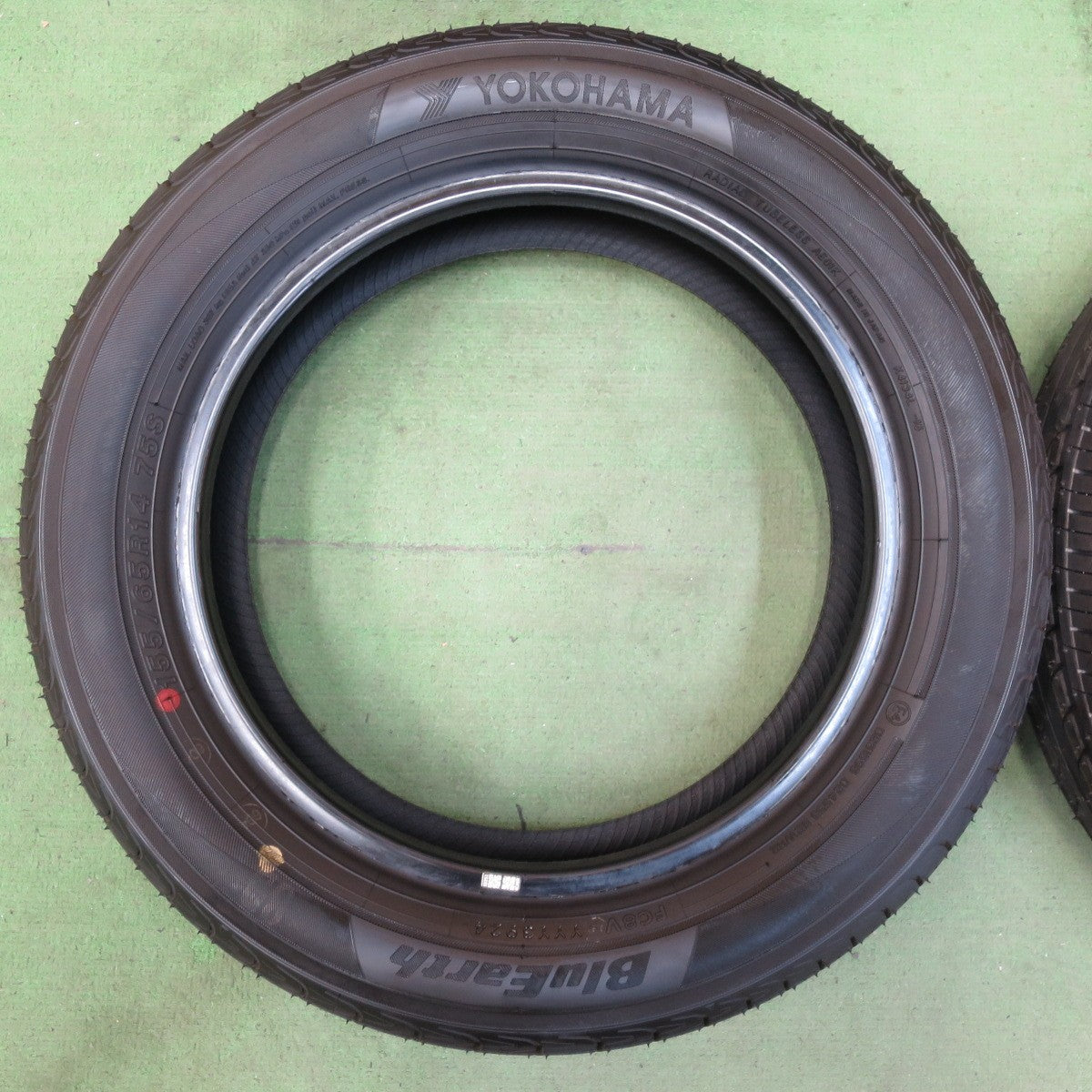 新車外し!24年★155/65R14 ヨコハマ ブルーアース AE01K タイヤ 14インチ N-BOX WGN デイズ サクラ ワゴンR タント ウェイク 等★5052902イノタ