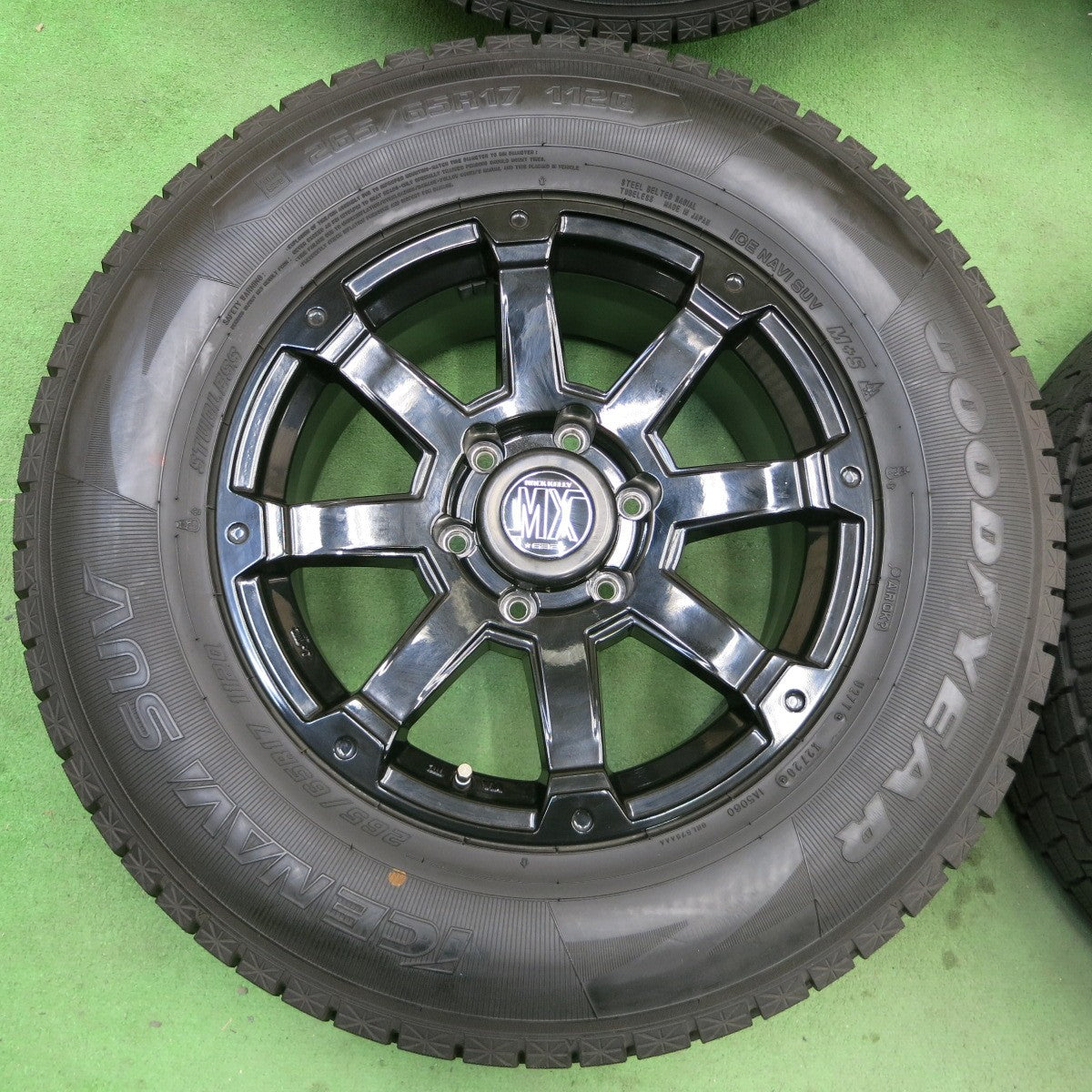 超バリ溝!キレイ!9.5分以上★LOXARNY ROCK KELLY MX 632 265/65R17 スタッドレス グッドイヤー アイスナビ SUV ロクサーニ 17インチ PCD139.7/6H★5043001ナス