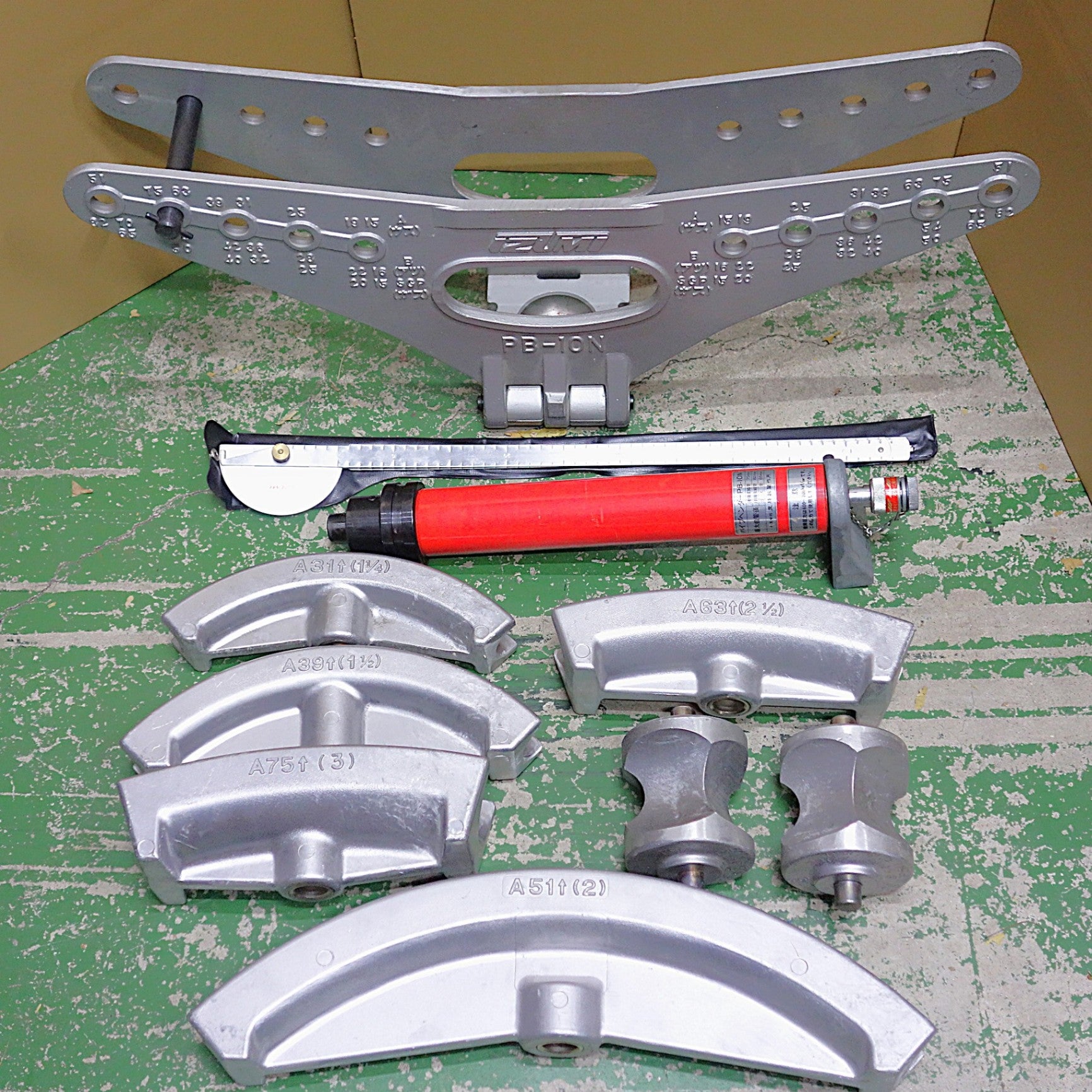 IZUMI 泉精器製作所 PB-10N 油圧式パイプベンダー【野田愛宕店】【店頭取引限定】【中古】IT91BHCS2E00 IZUMI/泉精器 油圧式パイプベンダー PB-10N - 無限堂大阪店