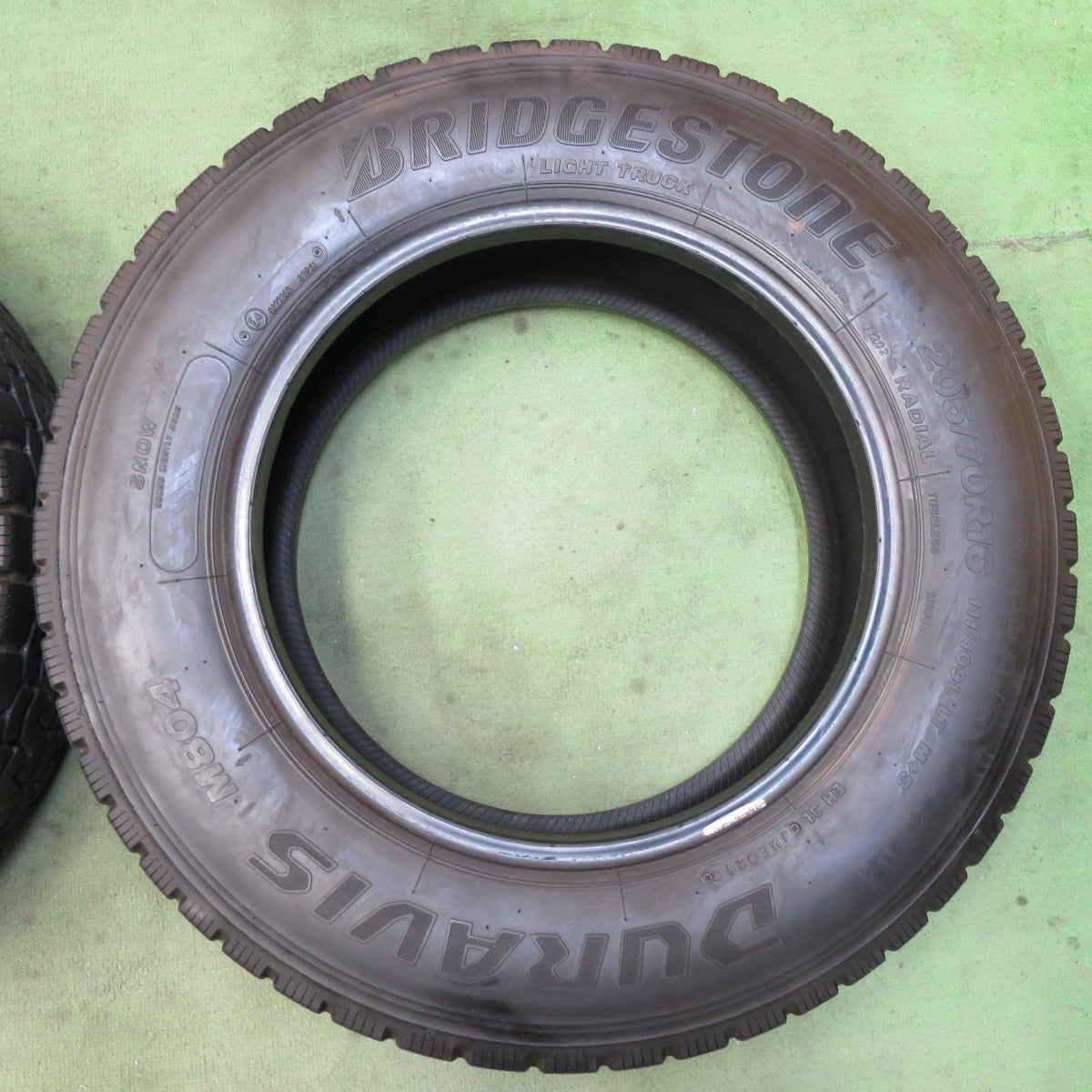 超バリ溝!9.5分以上★トラック タイヤ 205/70R16 111/109L ブリヂストン デュラビス M804 ミックス オールシーズン DURAVIS 16インチ★5092210イノタ