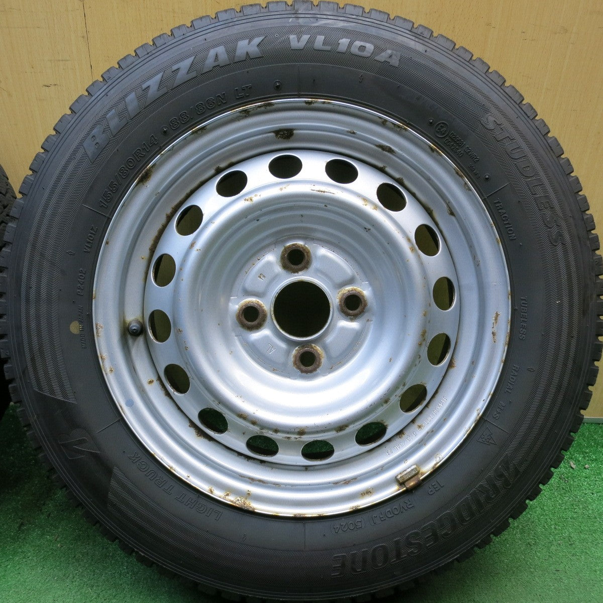 バリ溝!24年!9.5分◎スタッドレス 155/80R14 88/86N ブリヂストン ブリザック VL10A スチール ホイール 14インチ PCD100/4H◎6101005HAス