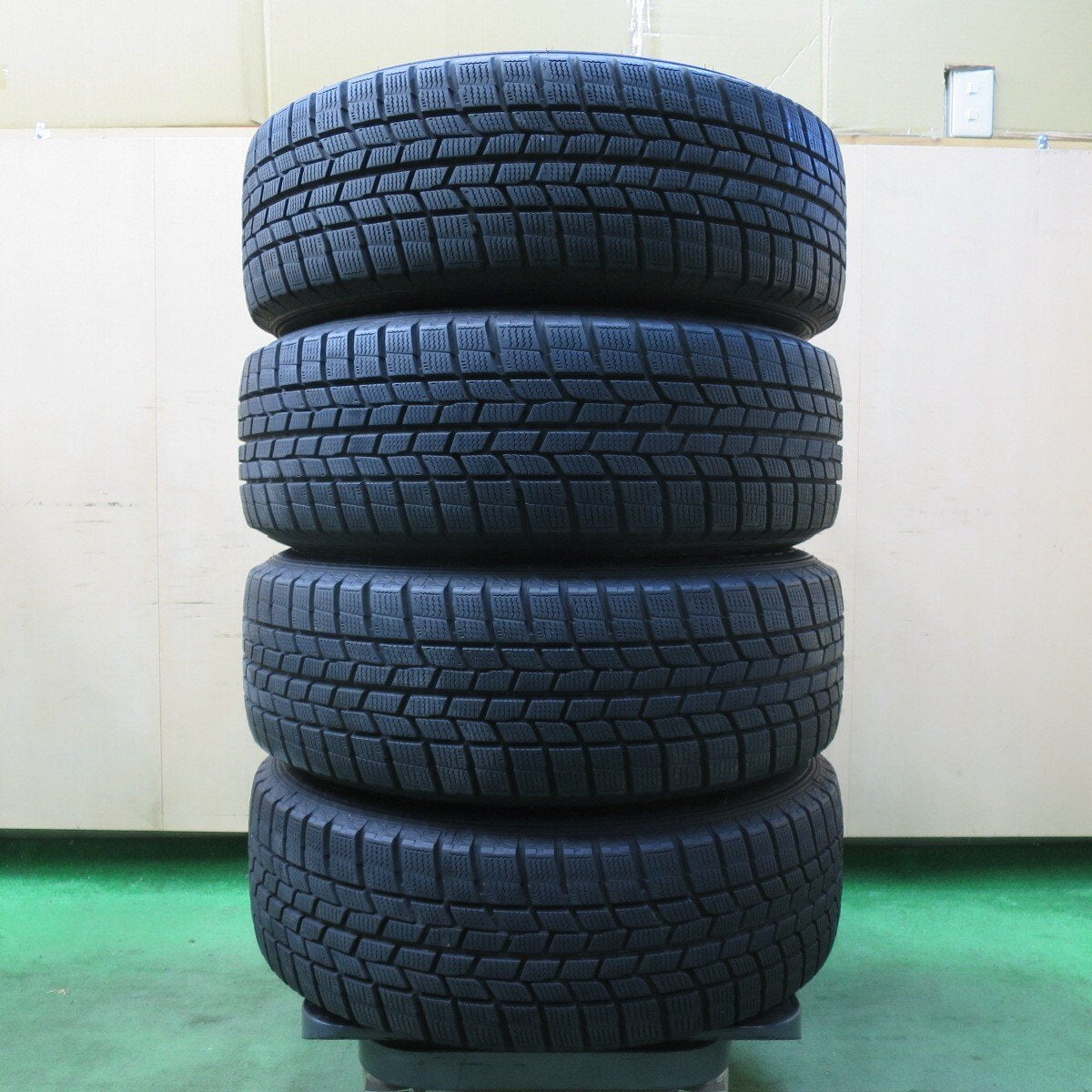 バリ溝!9分★スタッドレス 195/65R15 グッドイヤー アイスナビ6 Areg 15インチ PCD100 114.3/5H マルチ★5021501イス
