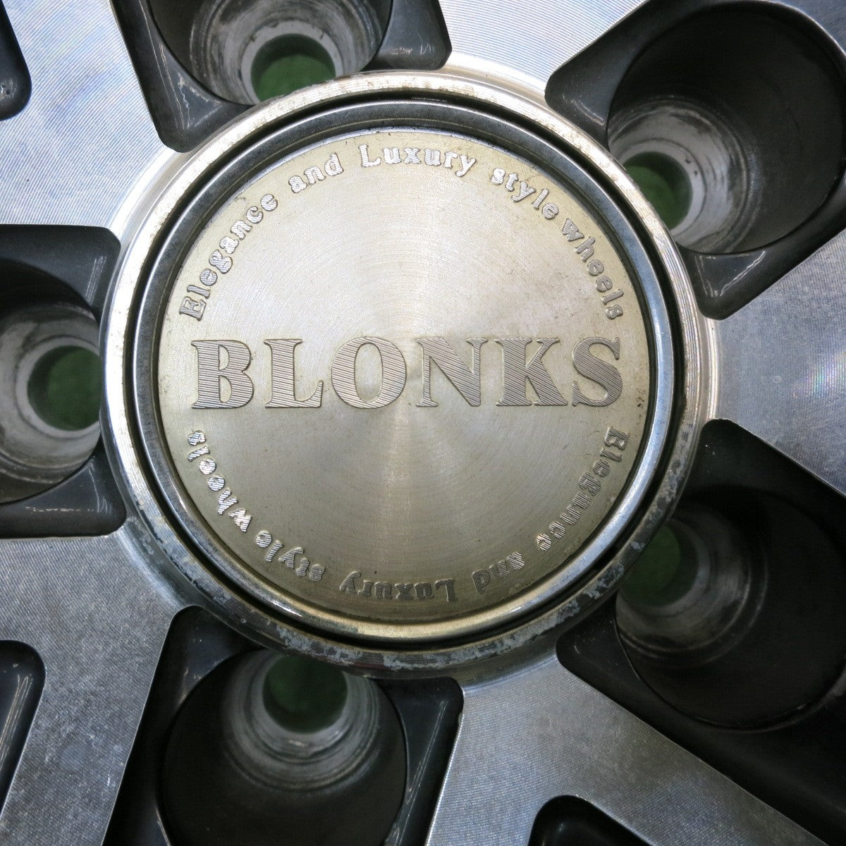 4本価格★BLONKS TB-01 18インチ ホイール ブロンクス 18×7J PCD100/5H★6050503HAホ