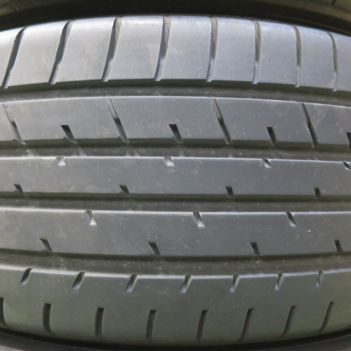 バリ溝!23年!9分★225/55R19 トーヨー プロクセス R46A タイヤ 19インチ 40系 アルファード ヴェルファイア ハリアー 等★6010709イノタ