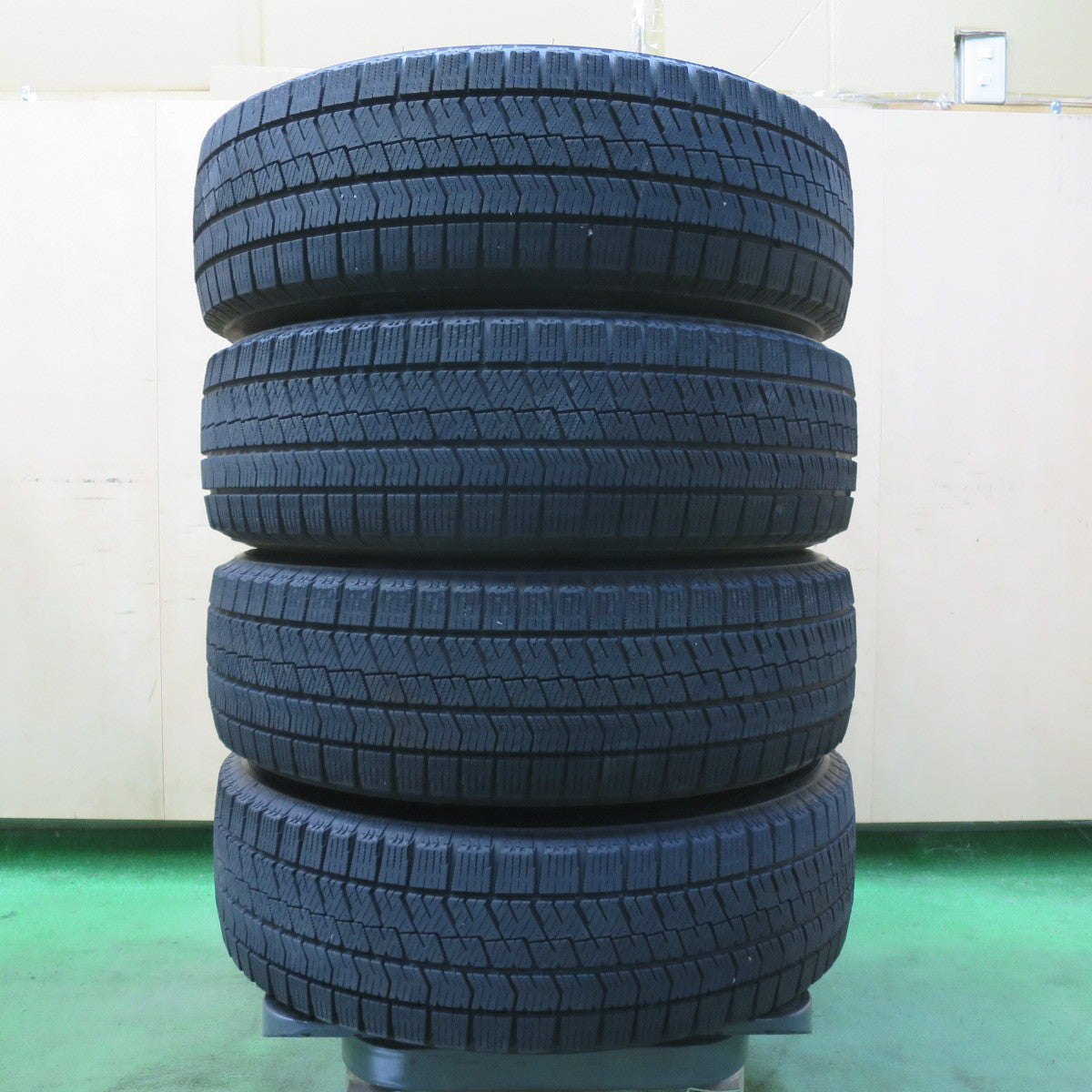 キレイ★スタッドレス 185/65R15 ブリヂストン ブリザック VRX2 TOPRUN トップラン 15インチ PCD100/4H★5090903イス