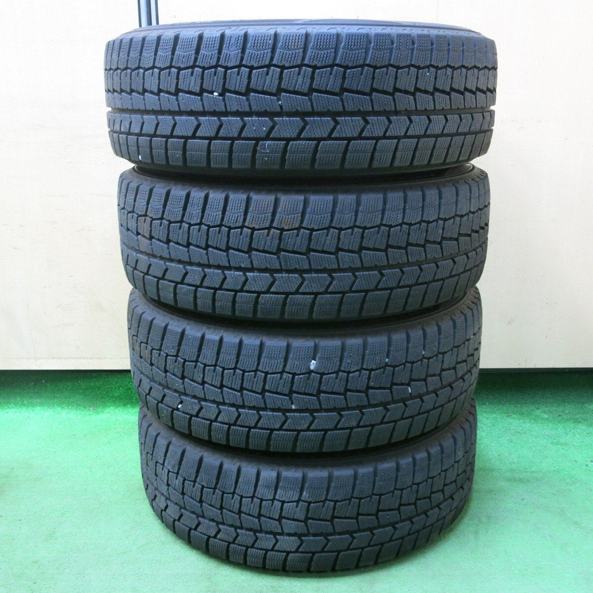 バリ溝!キレイ!9.5分★ベンツ W177 Aクラス 純正 205/60R16 スタッドレス ダンロップ ウインターマックス WM02 16インチ PCD112/5H★4111202SYス
