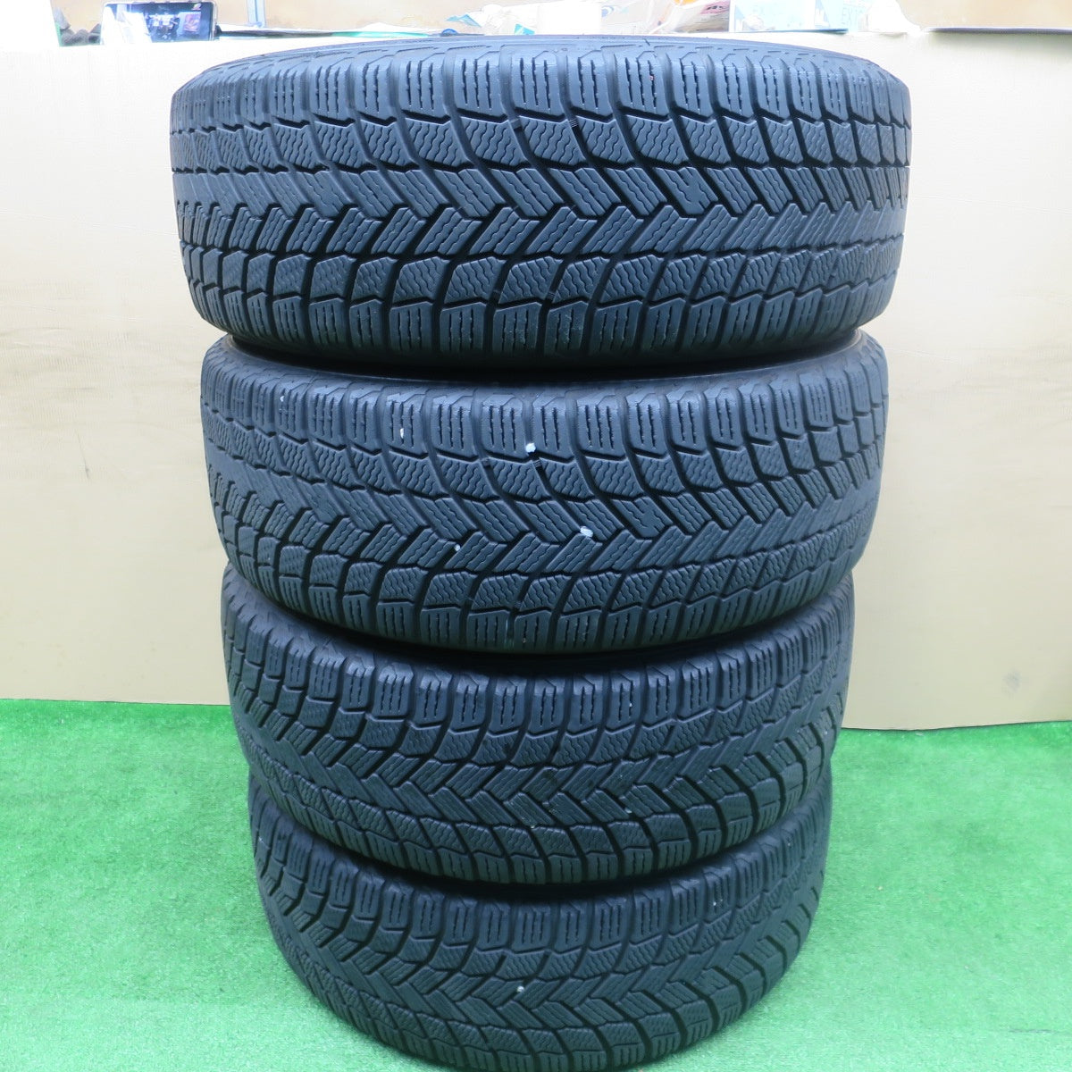 バリ溝!9分★スタッドレス 215/55R17 ミシュラン X-ICE SNOW ravrion RS01 ラブリオン 17インチ PCD114.3/5H★5121405NKス
