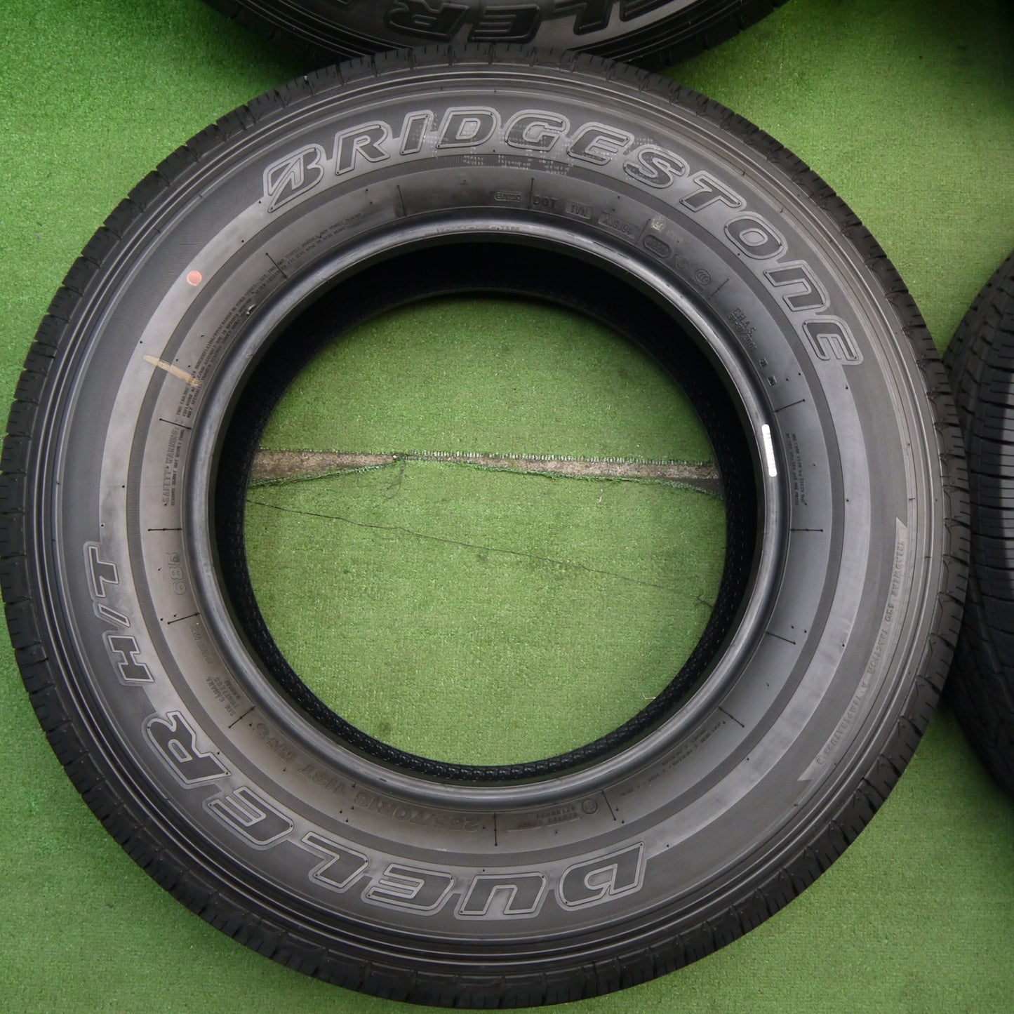新車外し!25年★255/70R18 ブリヂストン デューラー H/T 685 DUELER 18インチ ジープ ラングラー 等★5061101KKノタ