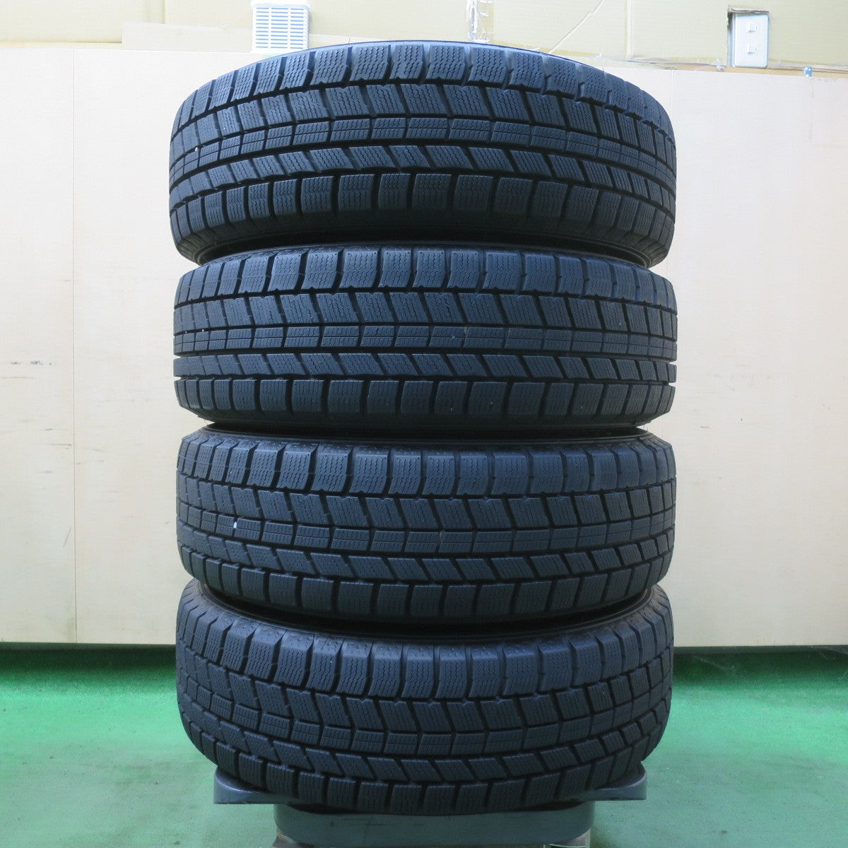 超バリ溝!24年!キレイ!ほぼ10分★スタッドレス 175/65R15 オートバックス ノーストレック N5 Exsteer エクスター 15インチ PCD100/4H★5101603イス