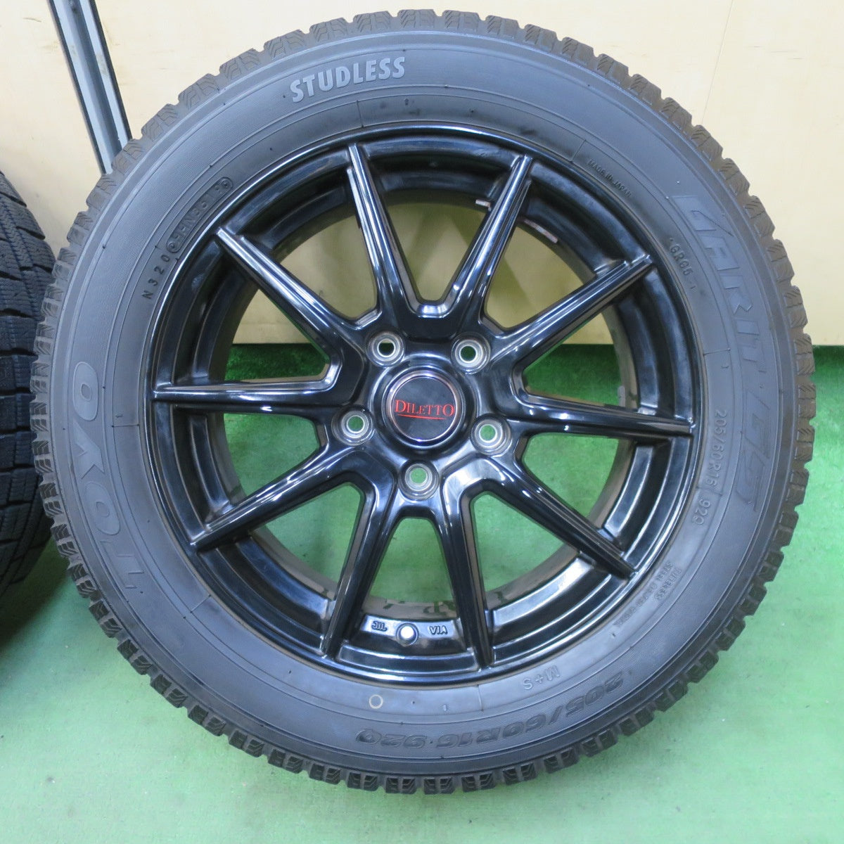バリ溝!9.5分★スタッドレス 205/60R16 トーヨー ガリット G5 DILETTO ディレット 16インチ PCD114.3/5H★5081303TTス
