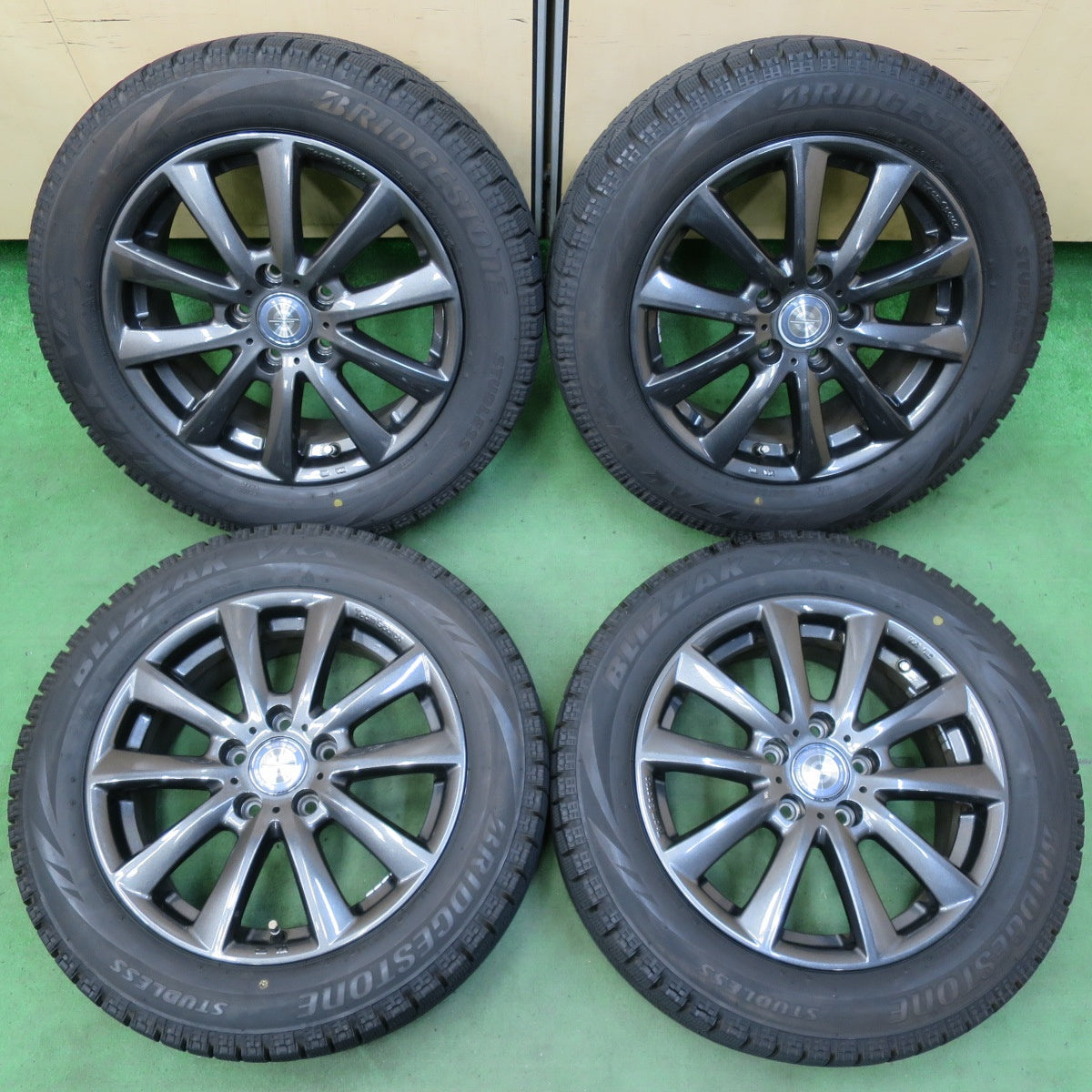 バリ溝!21年!キレイ!9.5分★ワーゲン 等 205/55R16 スタッドレス ブリヂストン ブリザック VRX Team Sparco チームスパルコ 16インチ PCD112/5H★5051206イス