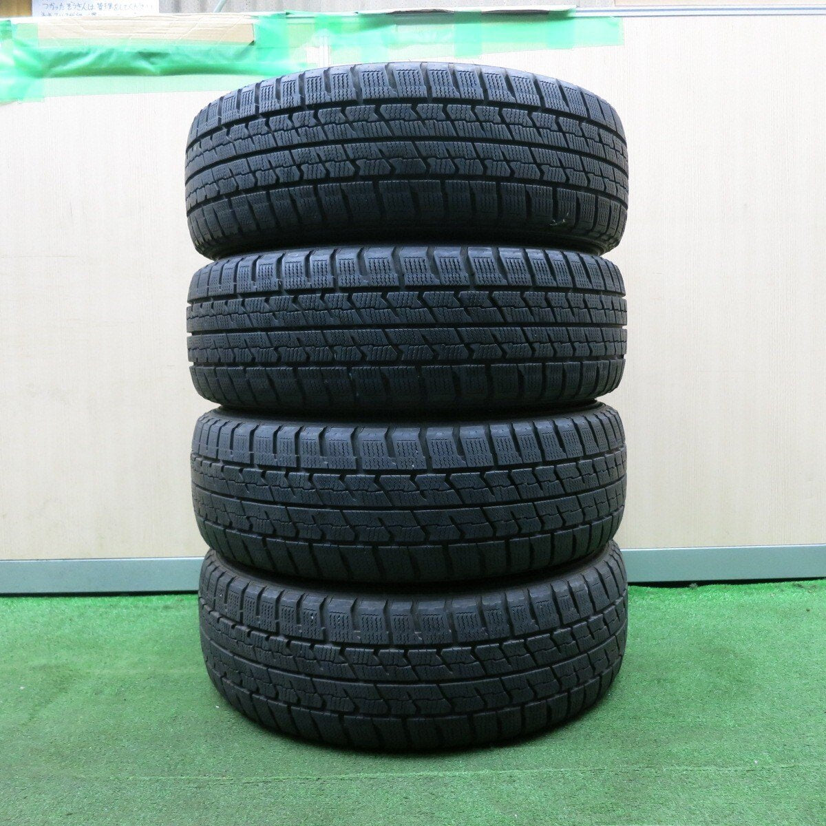 キレイ★VEILER 195/65R15 スタッドレス グッドイヤー アイスナビ ZEA2 15インチ PCD114.3/5H★4051501NJス