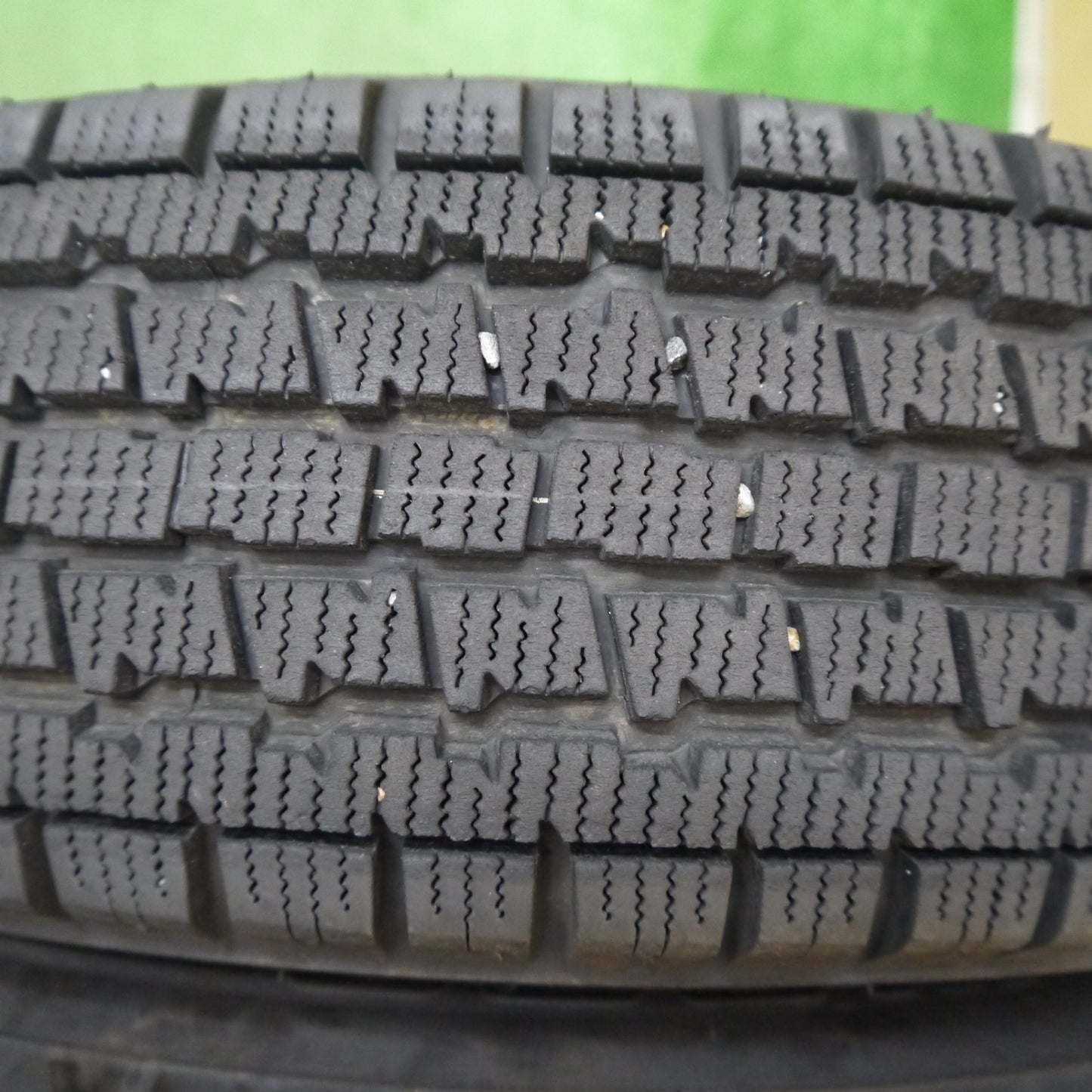 バリ溝!23年!キレイ!9分★スタッドレス 145/80R12 80/78N ブリヂストン W300 スチール ホイール 12インチ PCD100/4H★5052103Hス