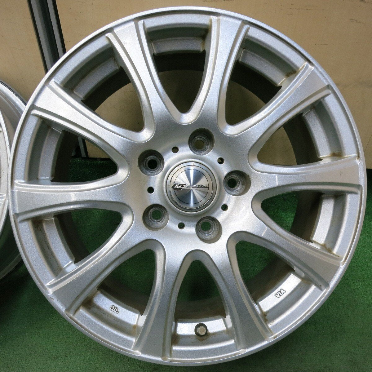 4本価格★LAUFBAHN weds 16インチ ホイール ラウフバーン ウェッズ 16×6.5J PCD114.3/5H★5032504SYホ