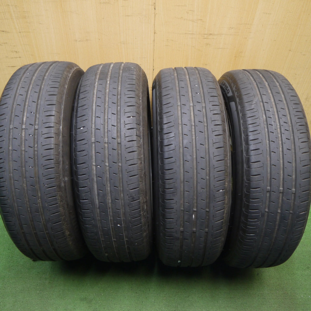 キレイ◎トヨタ アクア Zグレード 純正 185/65R15 ブリヂストン エコピア EP150 15インチ PCD100/4H◎6071708Hノ