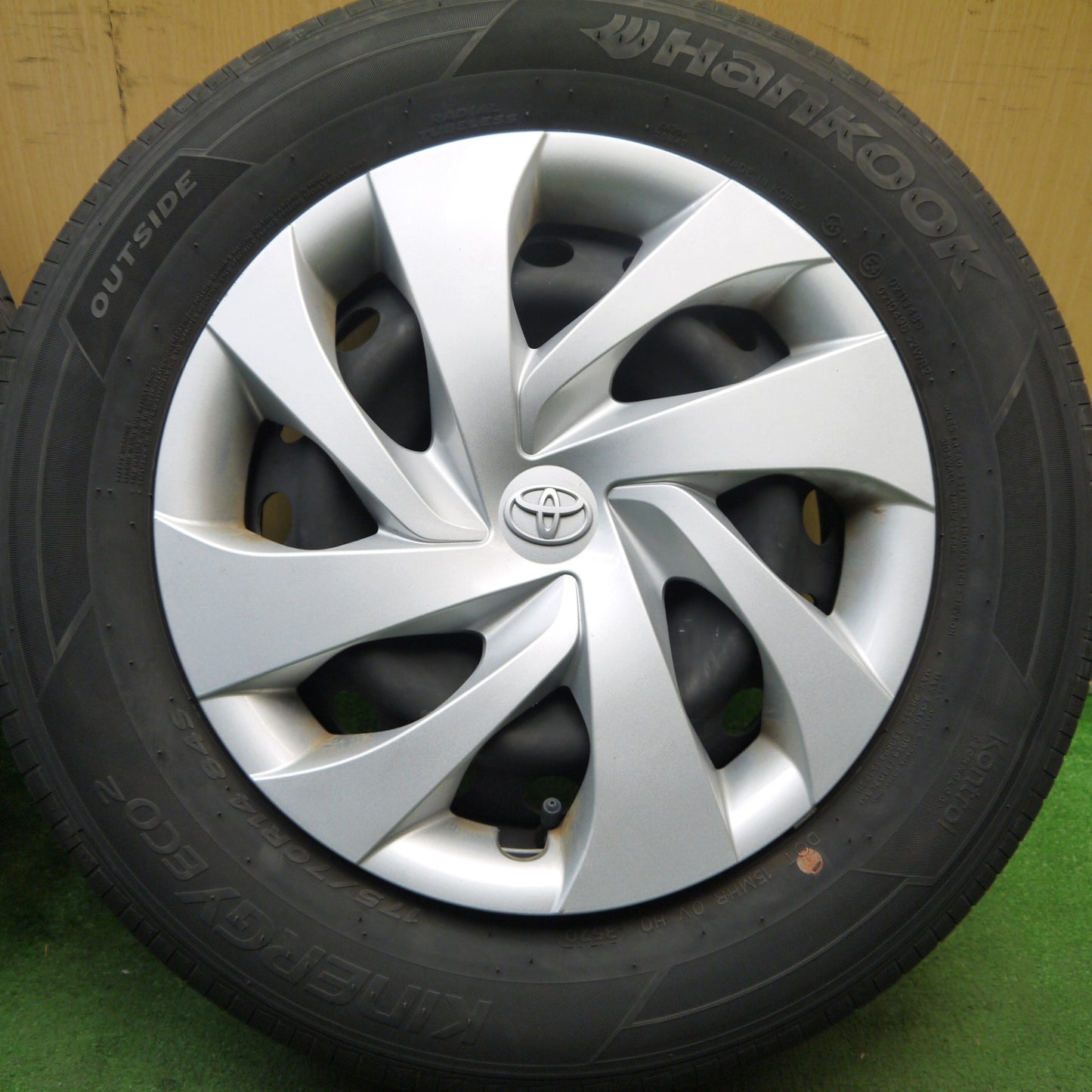 2本価格★トヨタ ヤリス 純正 スチール 175/70R14 ハンコック キナジー エコ2 14インチ PCD100/4H★5060906Hノ