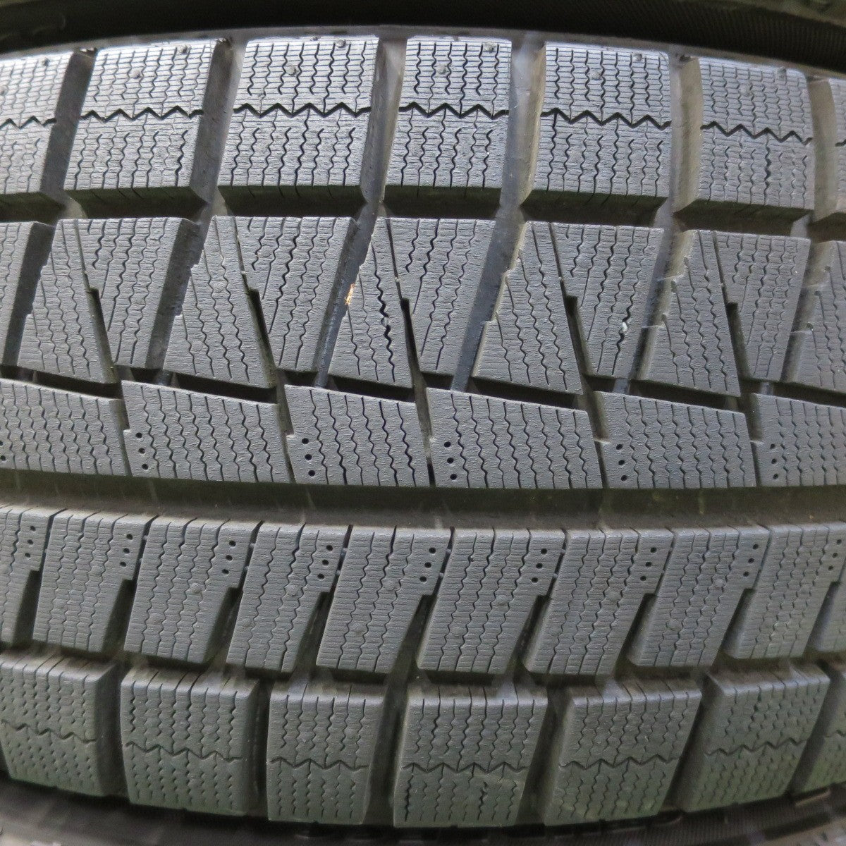 バリ溝!9.5分以上★ベンツ 等 ATS TWIN 225/45R17 スタッドレス ブリヂストン ブリザック REVO GZ 17インチ ツイン PCD112/5H★5070609イス