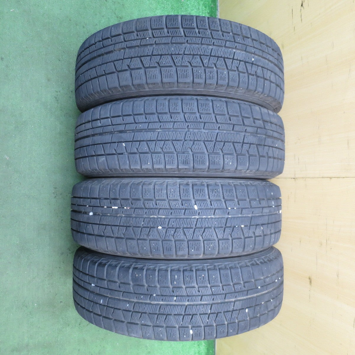 バリ溝!8.5分★シエンタ 等 185/65R15 スタッドレス ヨコハマ アイスガード iG50 プラス JOKER ジョーカー 15インチ PCD100/5H★5091302NJス