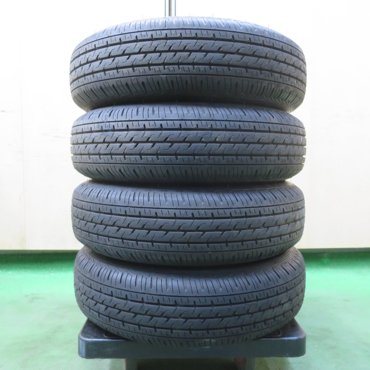新車外し!24年★ダイハツ アトレー ハイゼット 等 純正 スチール 145/80R12 80/78N ブリヂストン エコピア R710A 12インチ PCD100/4H★6022810イノ