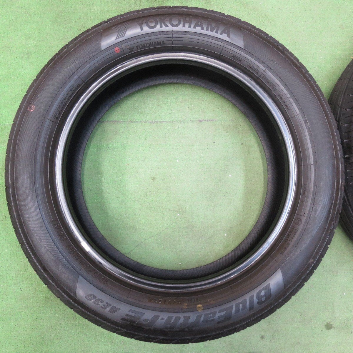 新車外し 24年★185/60R16 ヨコハマ BluEarth-FE AE30 16インチ アクア ラクティス フィット ノート マツダ2等★5040406イノタ