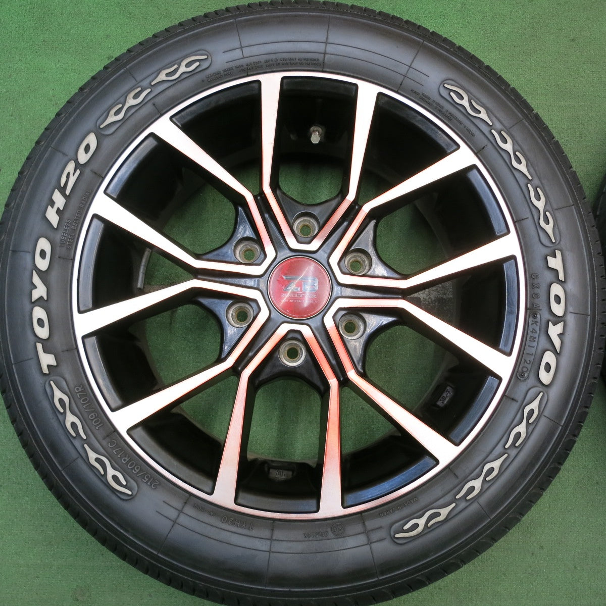 バリ溝!9.5分★ZERObreak FORCE レッド 215/60R17C 109/107R トーヨー H20 ホワイトレター ゼロブレイク 17インチ PCD139.7/6H★5080206HAノ